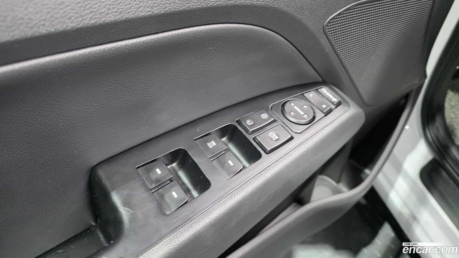 AVANTE Hyundai 2020.1-OPTION-041