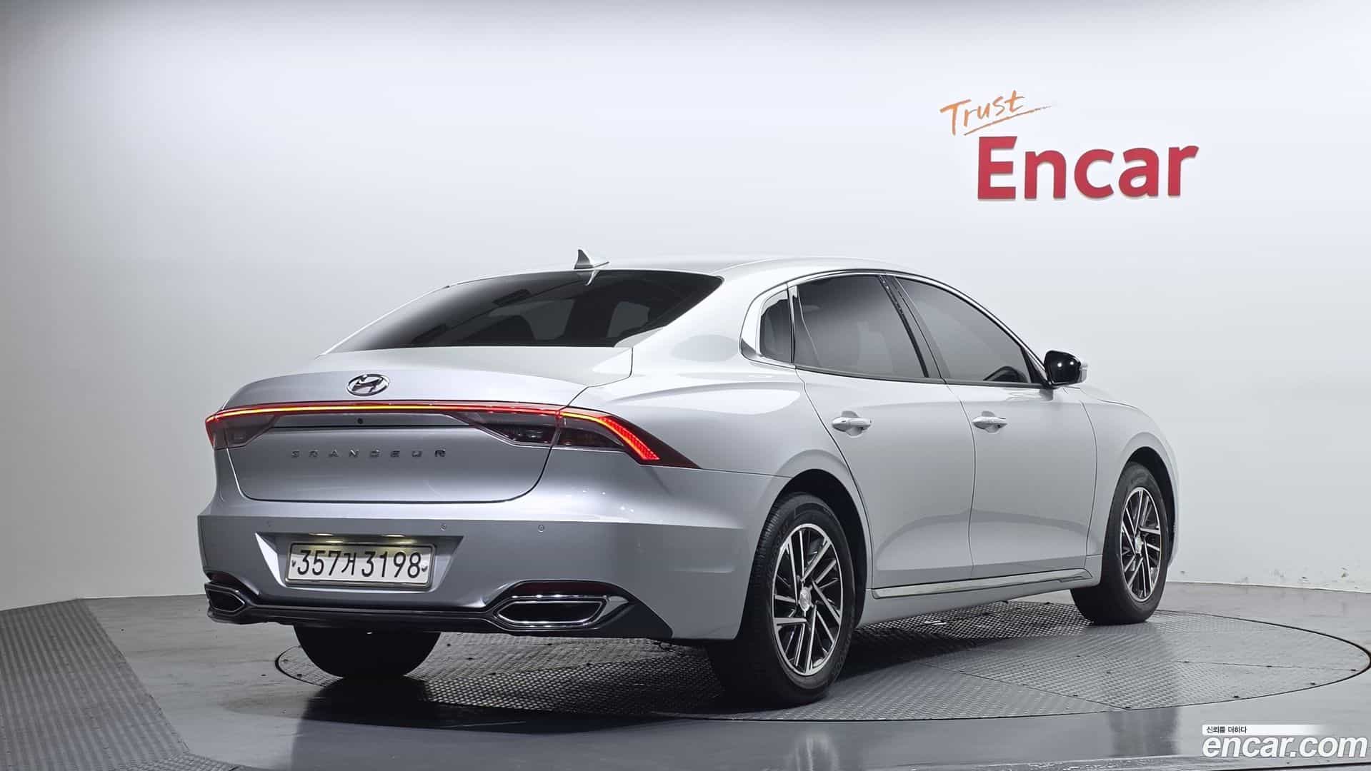Grandeur Hyundai 2022.6-OUTER-002