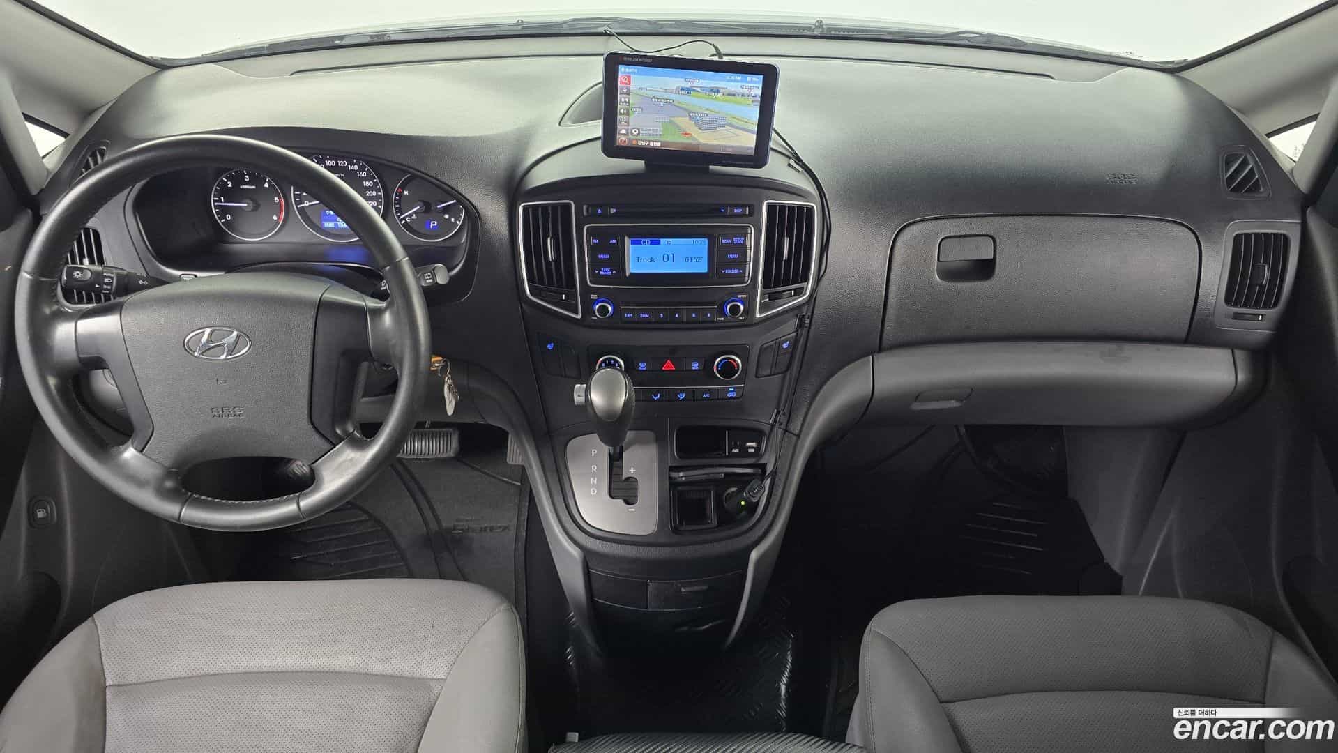 Starex Hyundai 2019.5-INNER-007