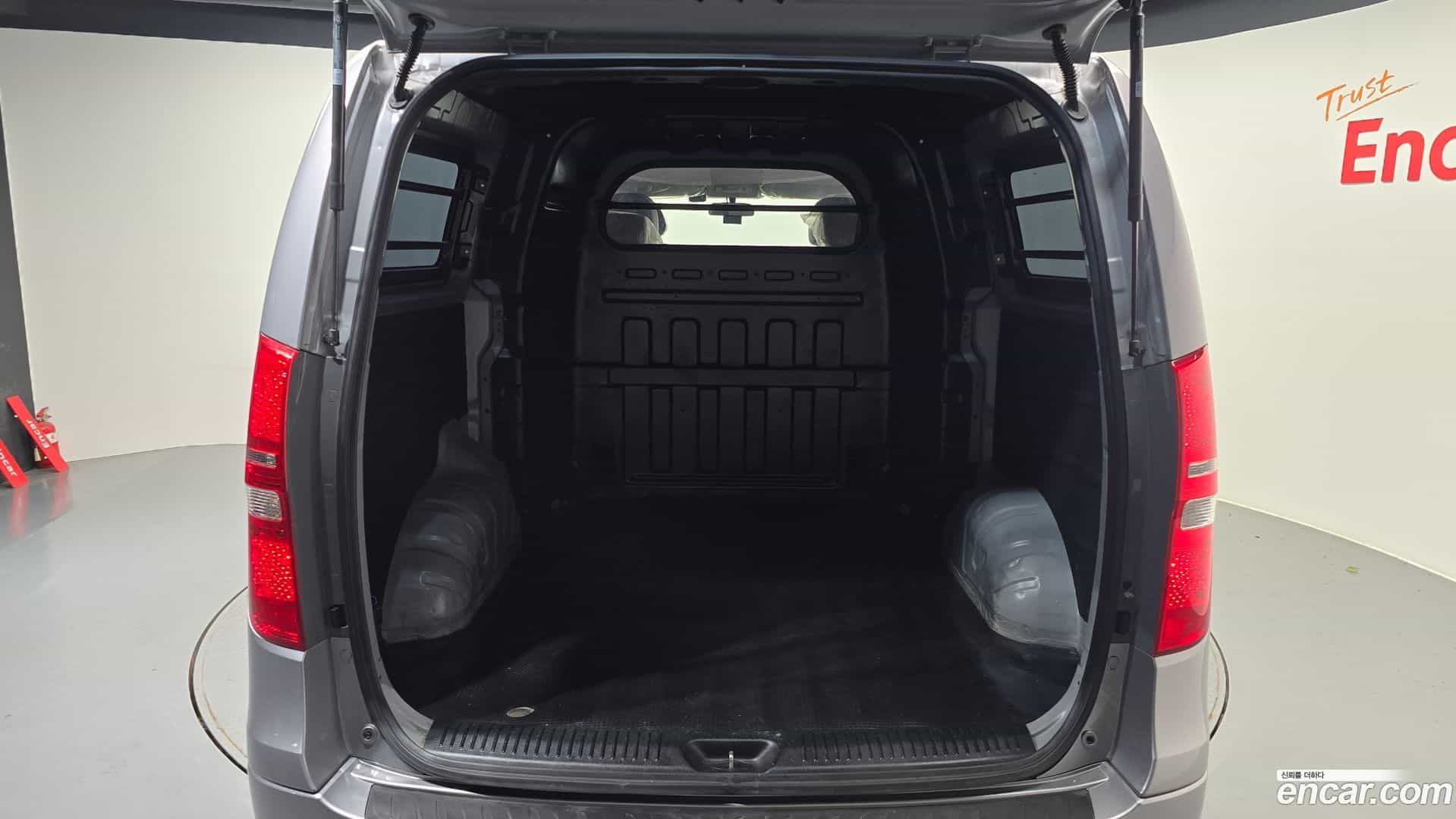 Starex Hyundai 2019.5-OPTION-024