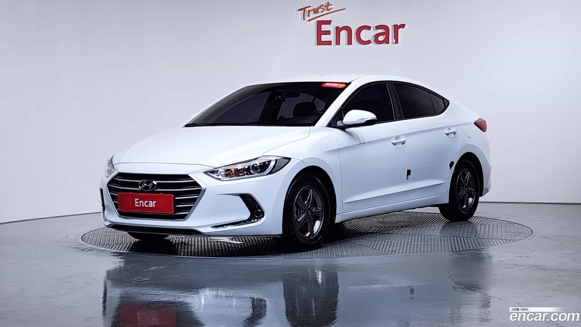 AVANTE Hyundai 2015.9-THUMBNAIL-011