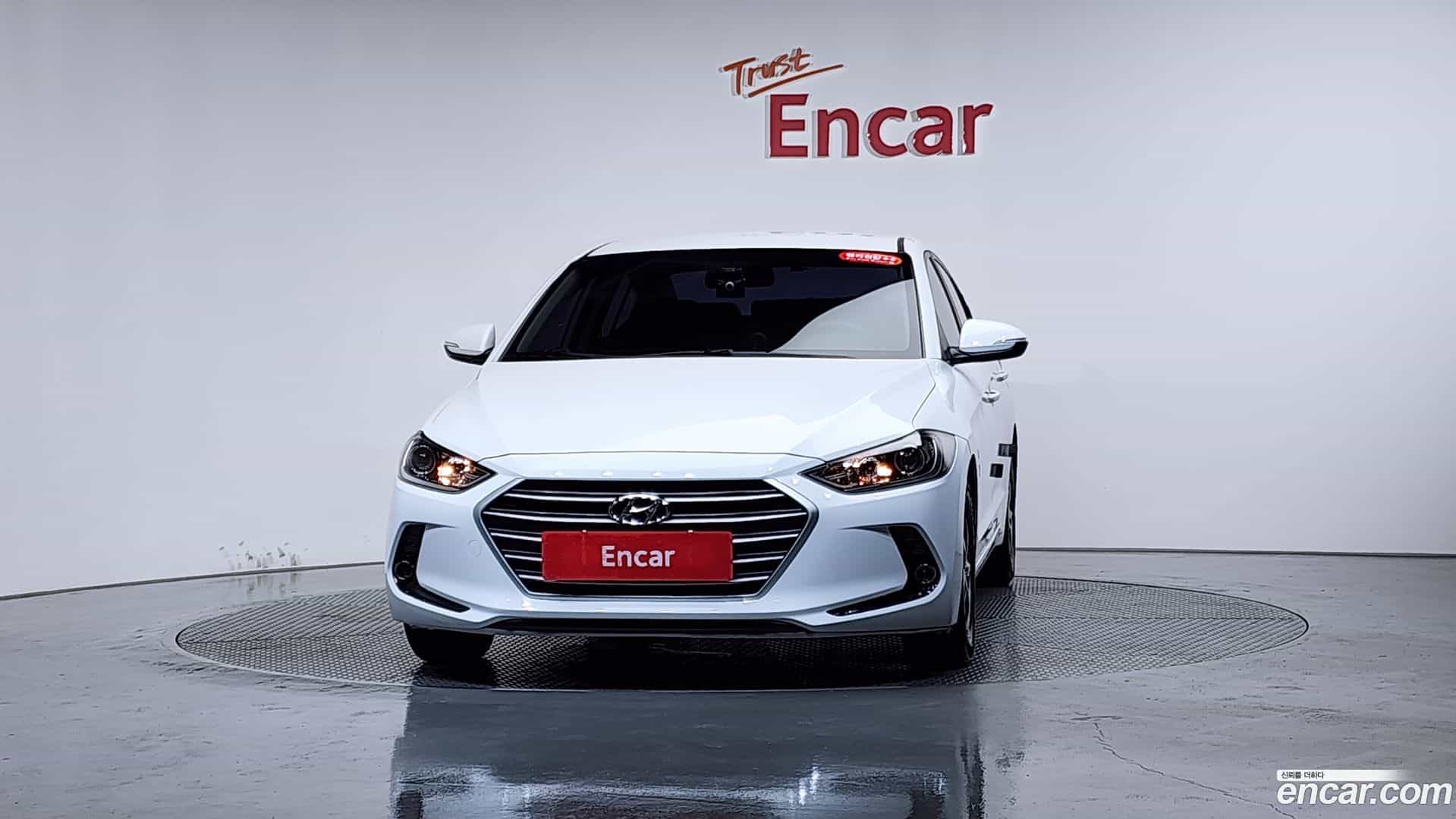 AVANTE Hyundai 2015.9-OUTER-003