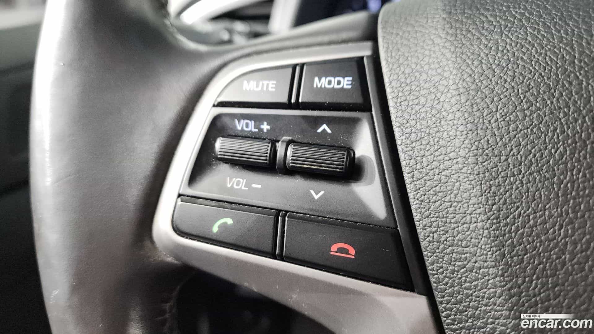AVANTE Hyundai 2015.9-OPTION-022