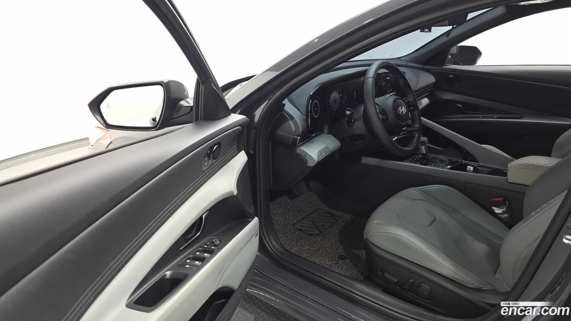 AVANTE Hyundai 2023.3-INNER-010