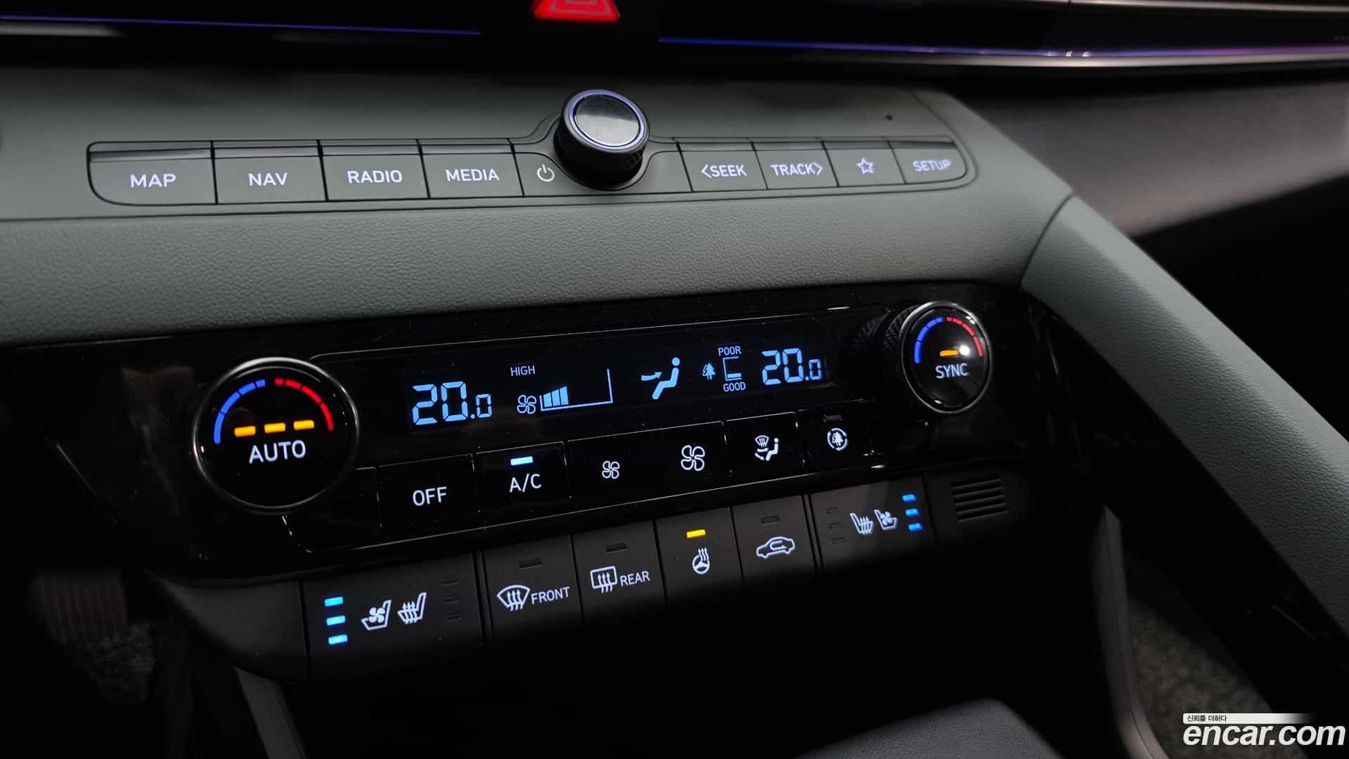 AVANTE Hyundai 2023.3-OPTION-022