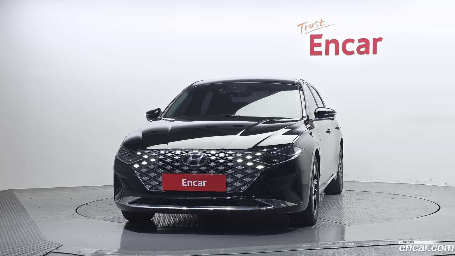 Grandeur Hyundai 2020.5-OUTER-003