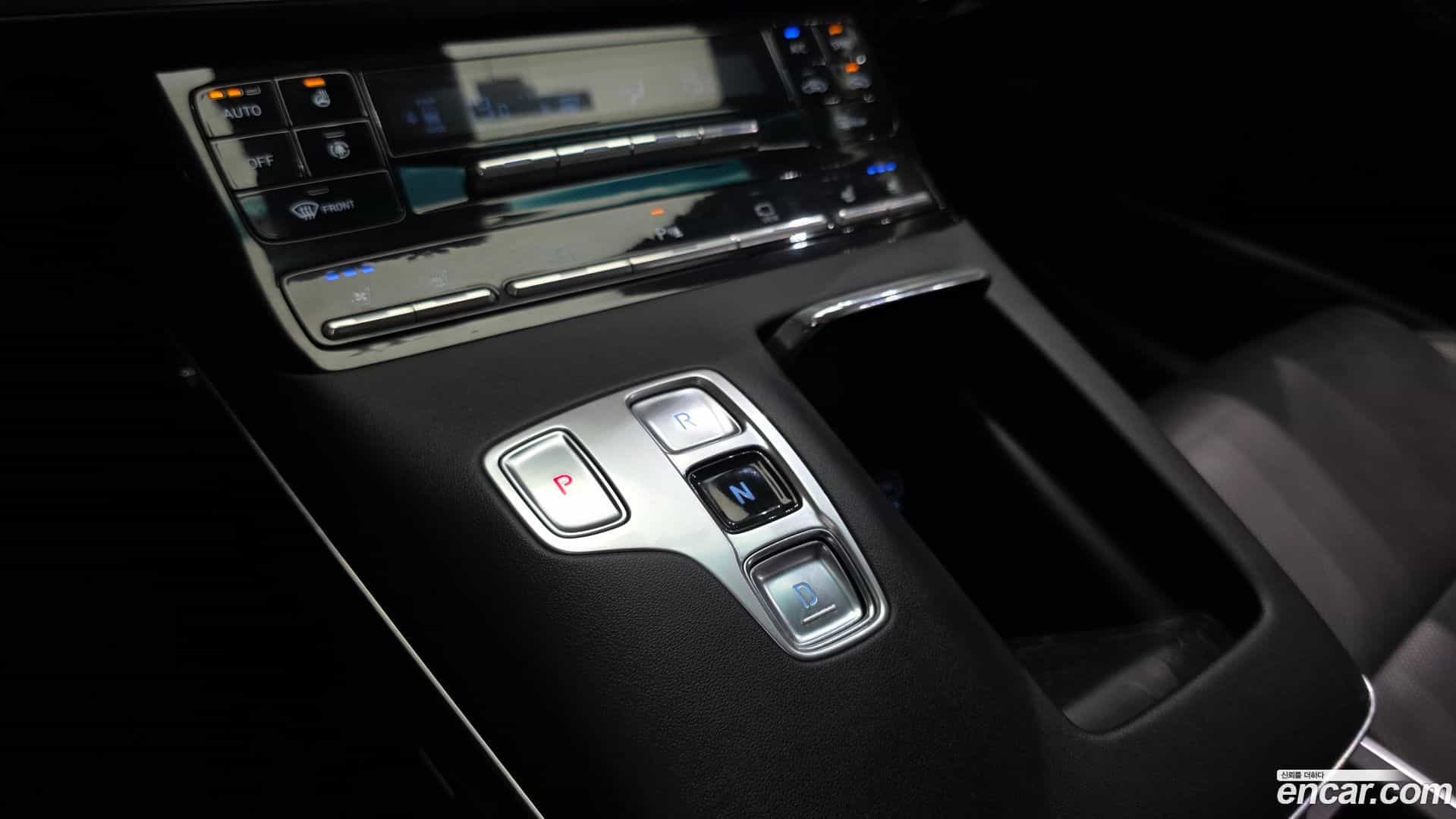 Grandeur Hyundai 2020.5-INNER-009