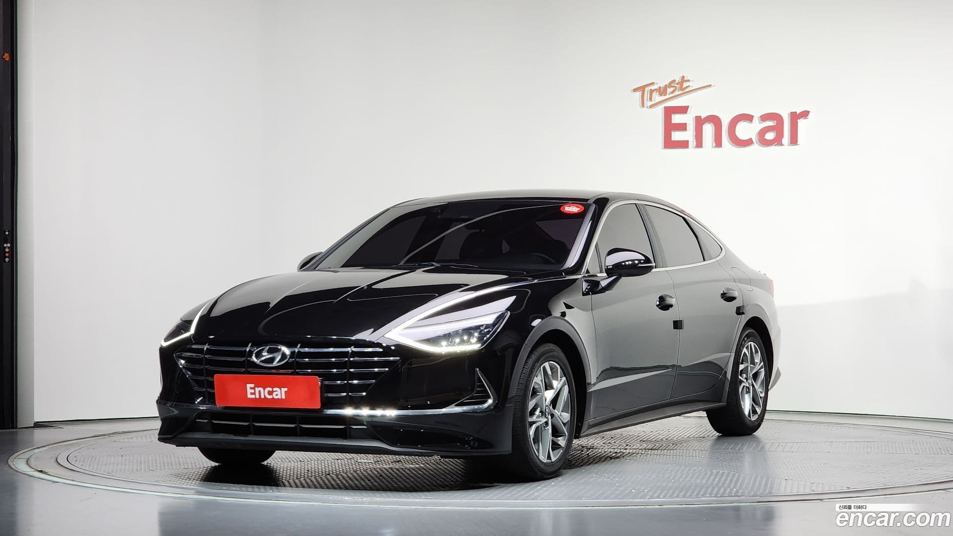 Main__Slider__Photo:Sonata Hyundai 2019.4-0