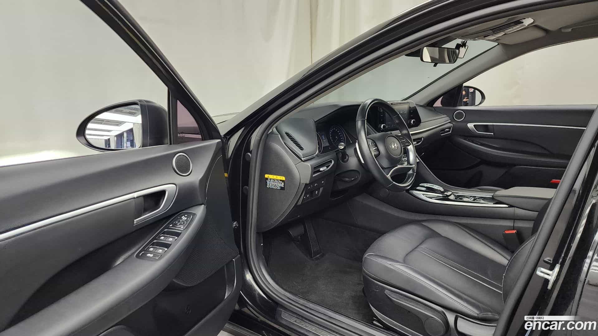 Sonata Hyundai 2019.4-INNER-010