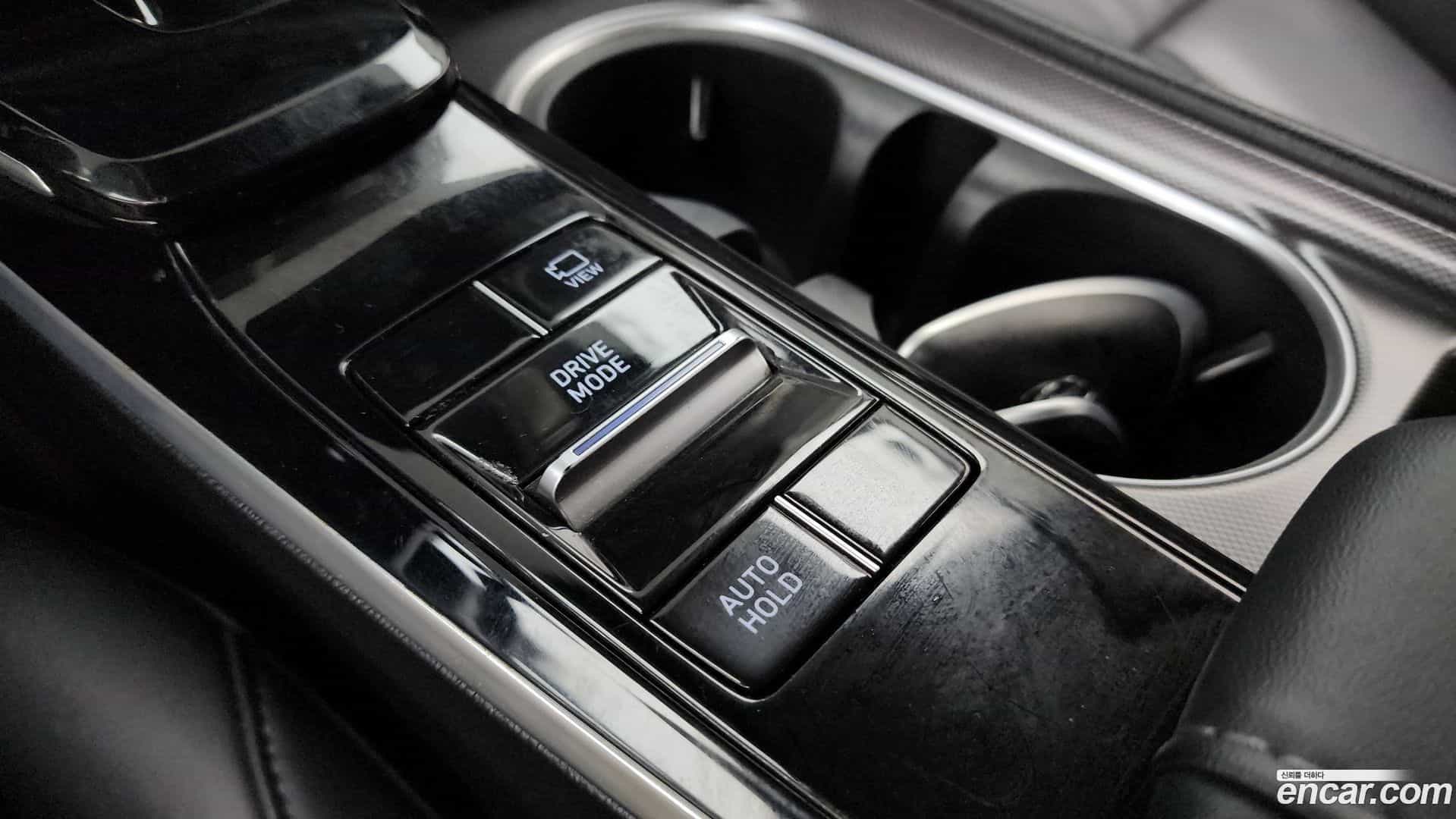 Sonata Hyundai 2019.4-OPTION-044