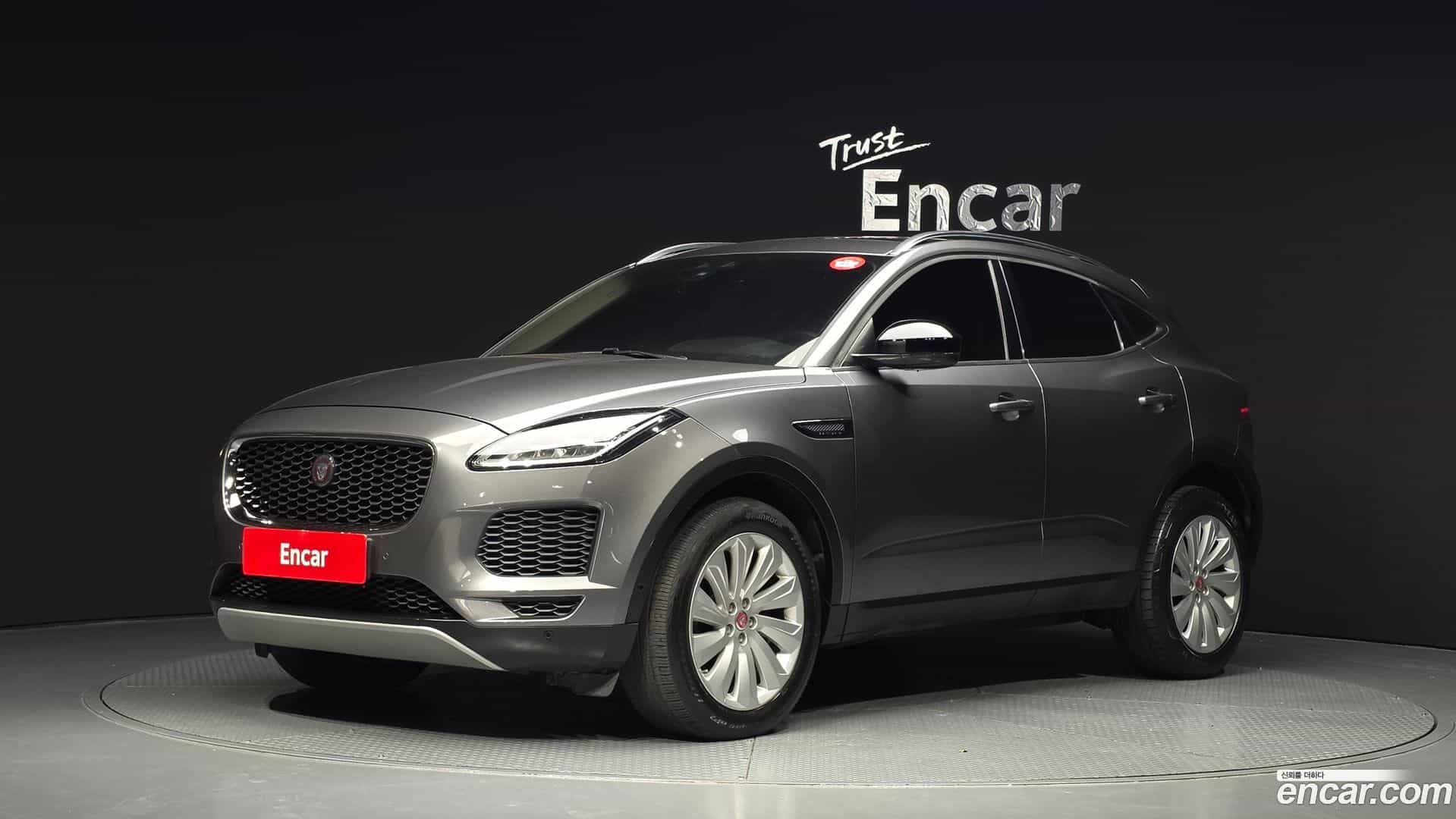 E-PACE Jaguar 2019.4-OUTER-001