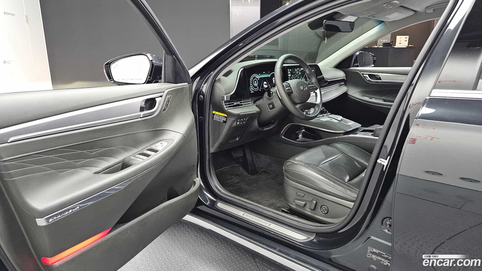 Grandeur Hyundai 2020.4-INNER-010
