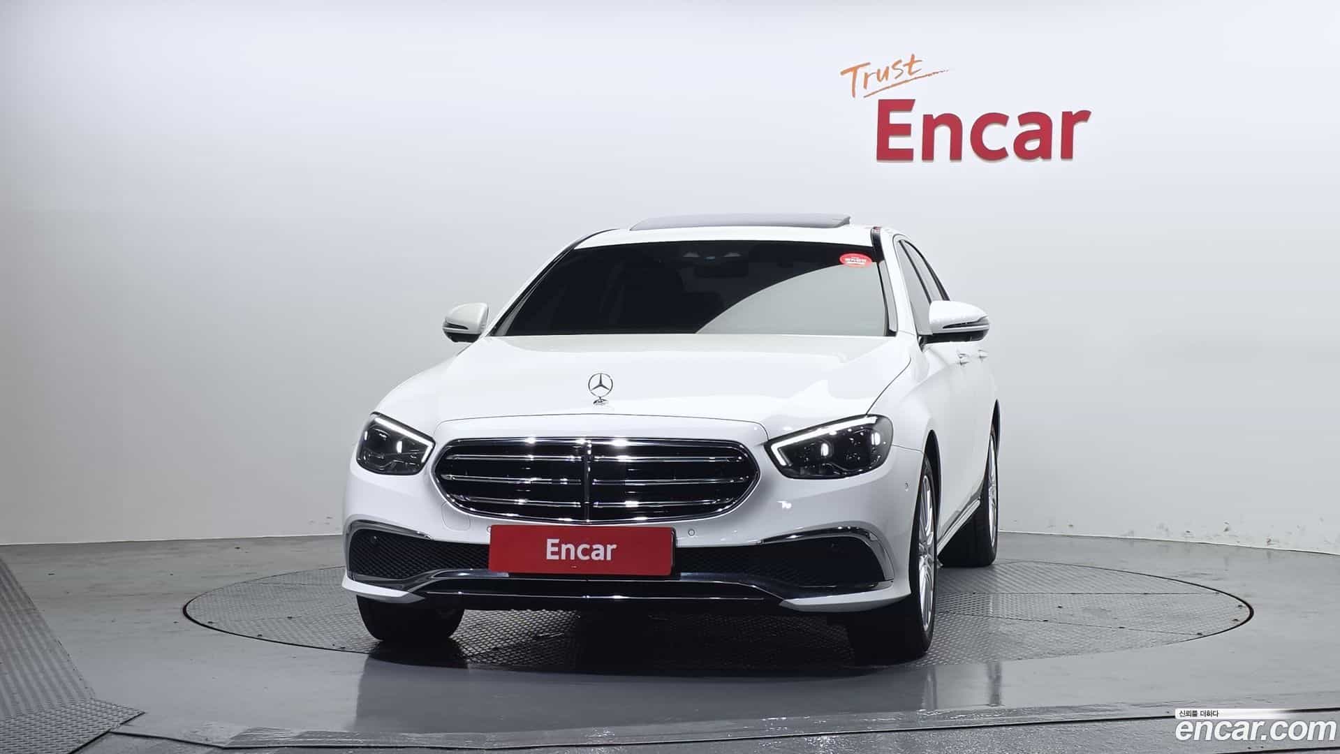 E-Class Mercedes-Benz 2023.6-OUTER-003