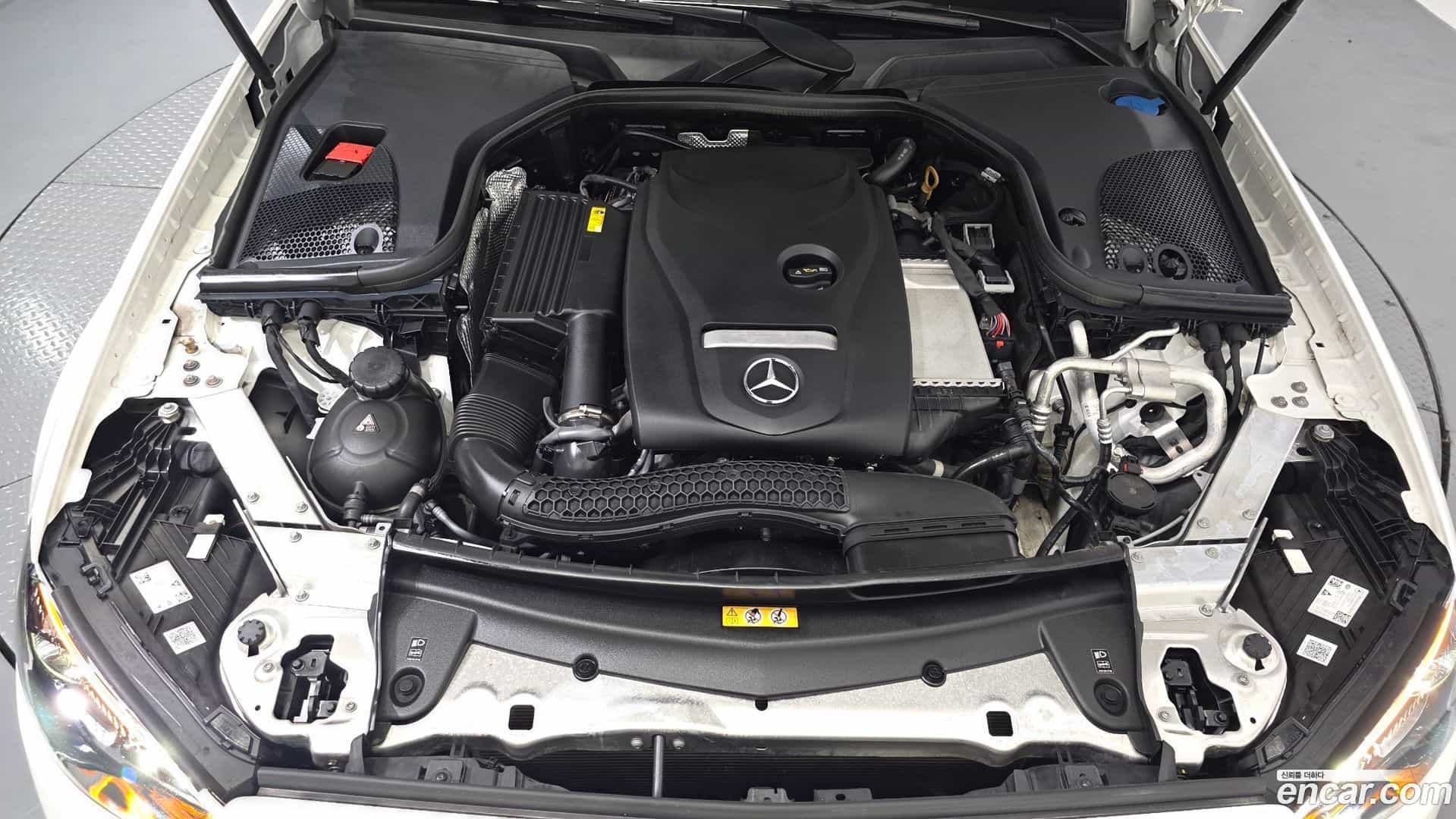E-Class Mercedes-Benz 2023.6-OUTER-006