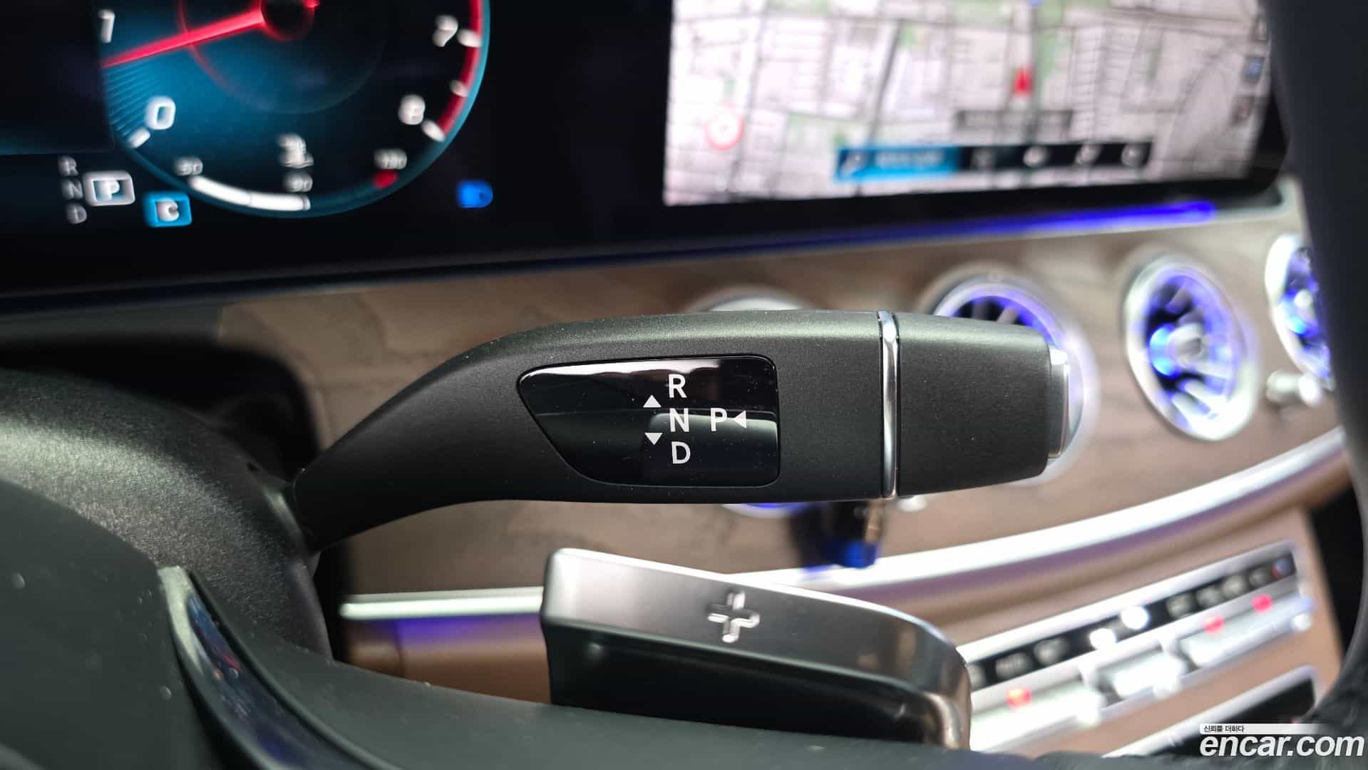 E-Class Mercedes-Benz 2023.6-INNER-009