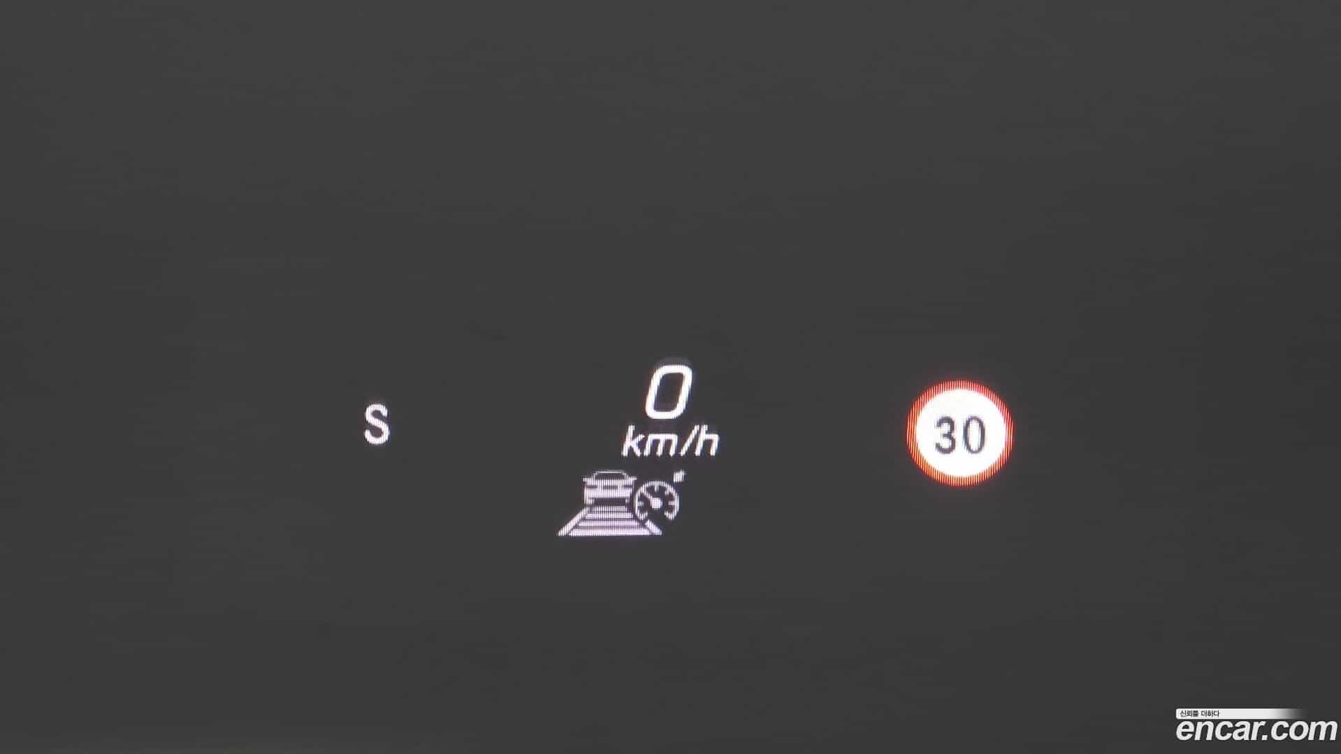 E-Class Mercedes-Benz 2023.6-OPTION-020