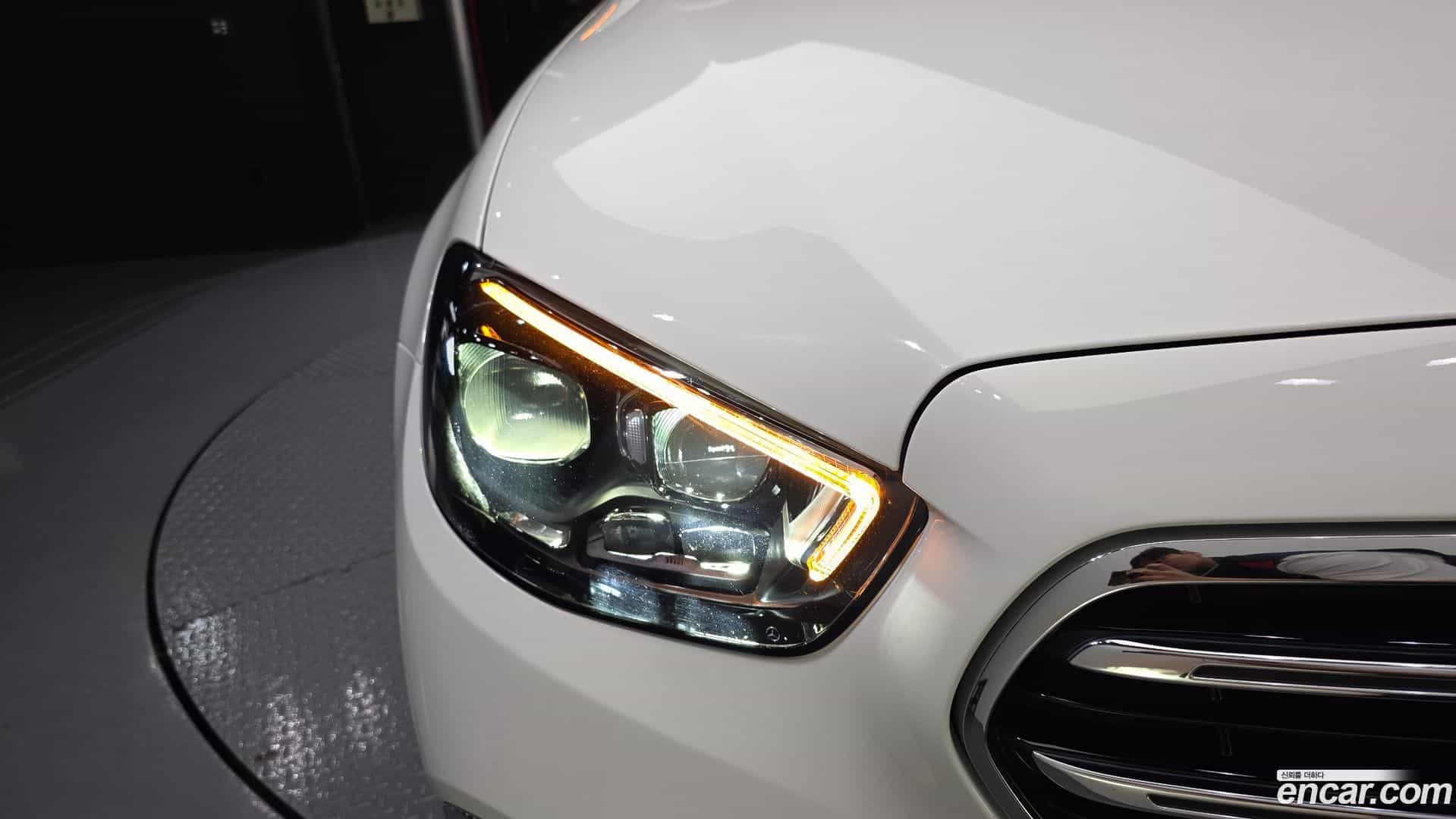 E-Class Mercedes-Benz 2023.6-OUTER-032