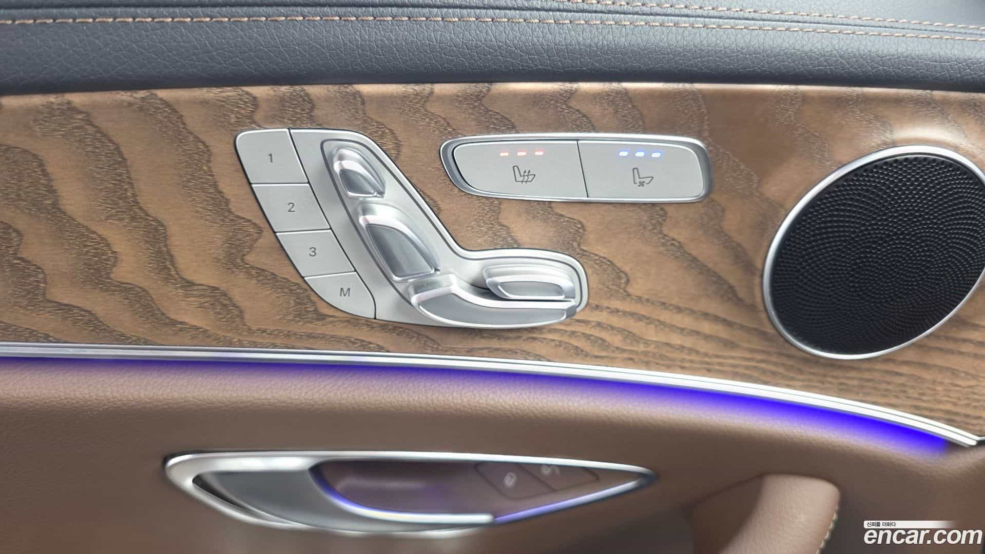 E-Class Mercedes-Benz 2023.6-OPTION-041