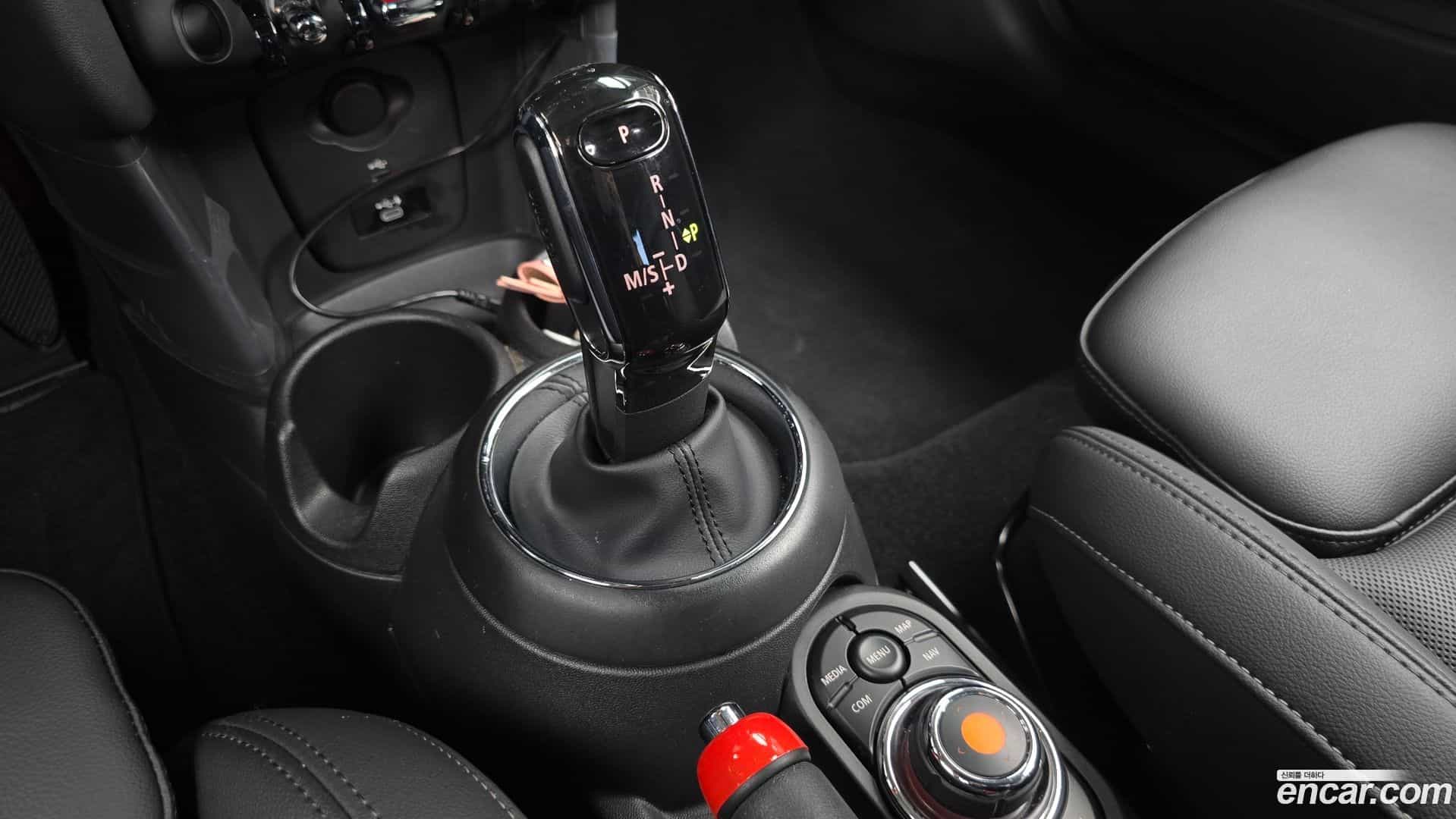 Cooper Mini 2021.4-INNER-009