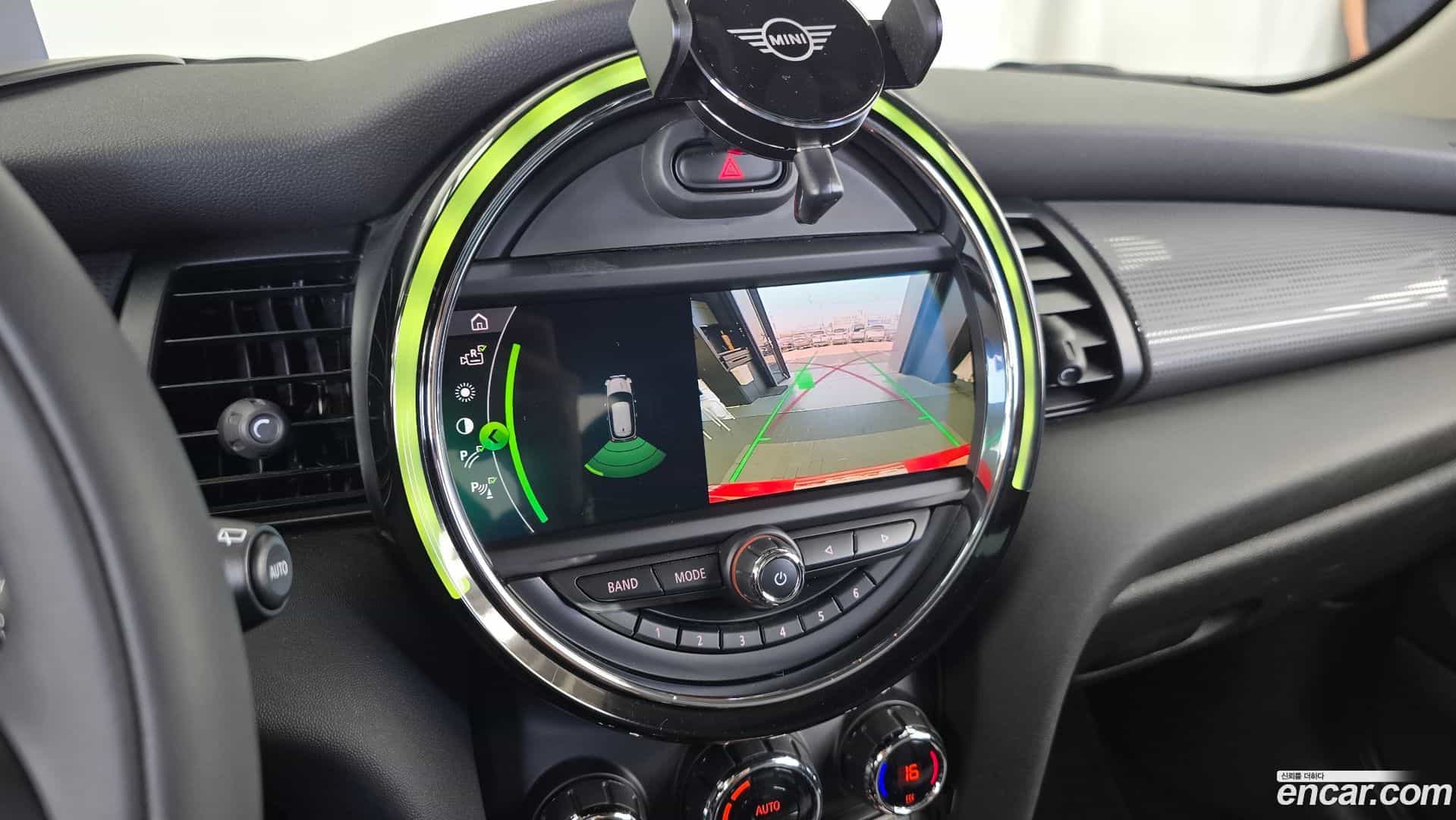 Cooper Mini 2021.4-OPTION-017