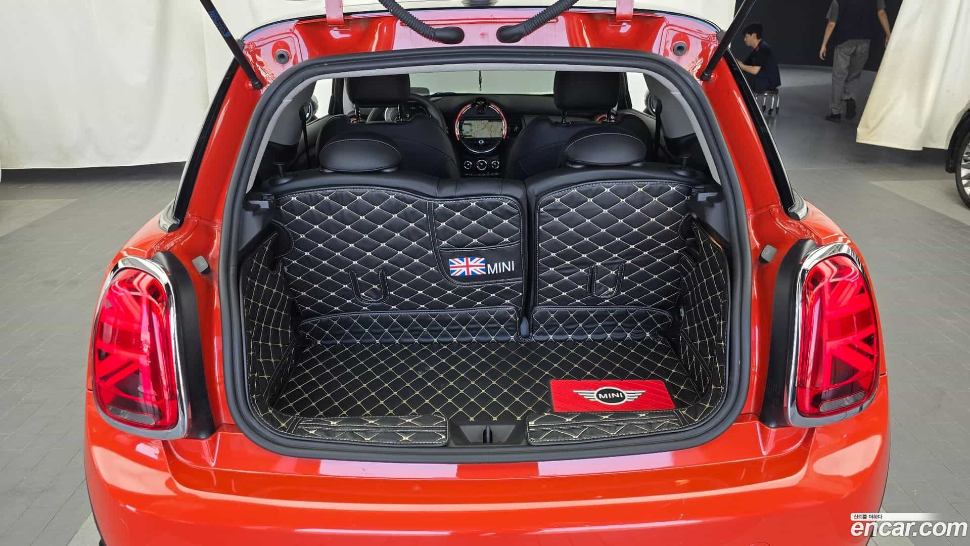 Cooper Mini 2021.4-OPTION-024