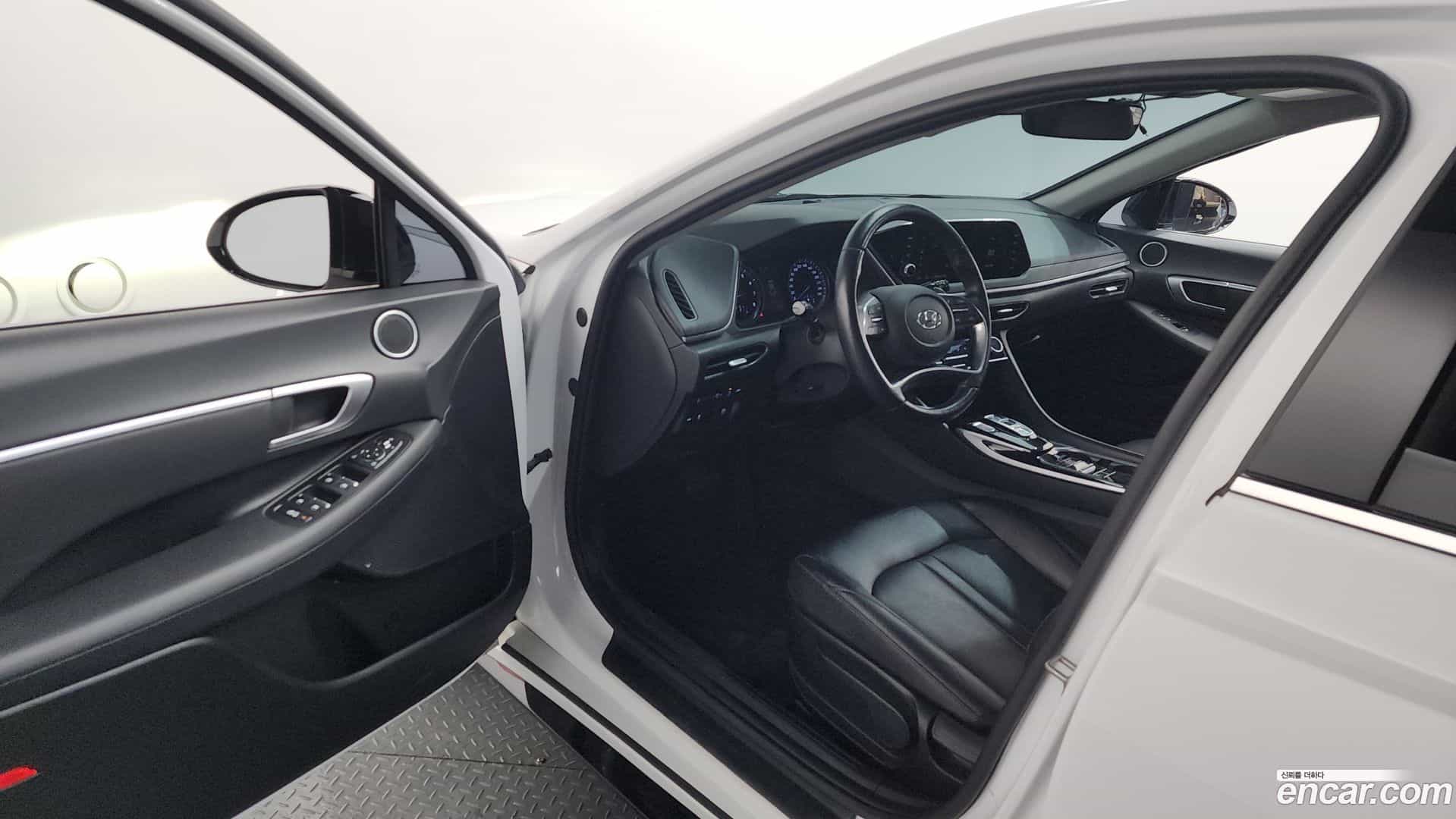 Sonata Hyundai 2022.8-INNER-010