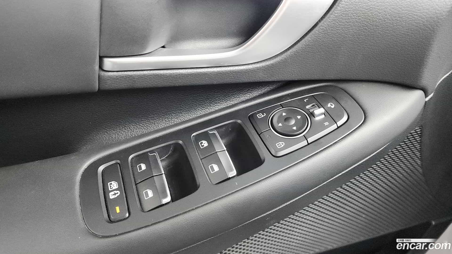 Sonata Hyundai 2022.8-OPTION-040