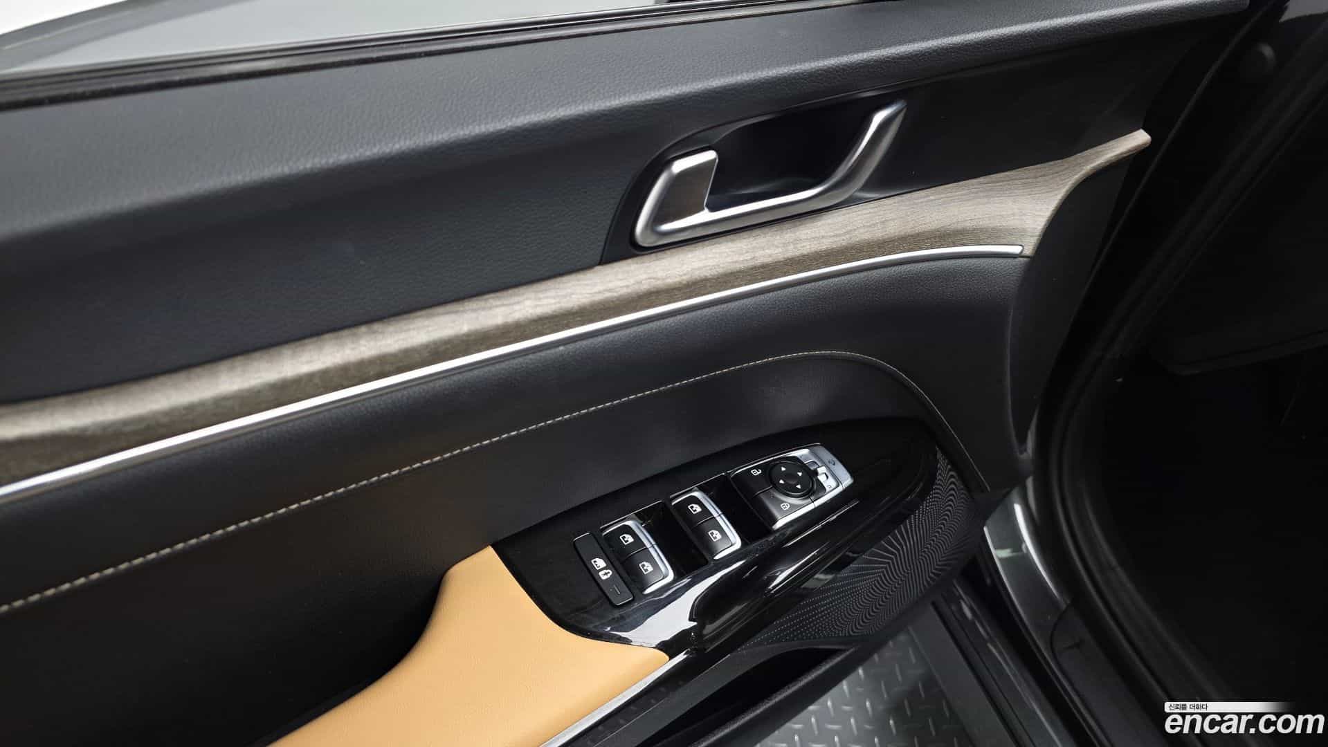 K5 Kia 2023.1-OPTION-045