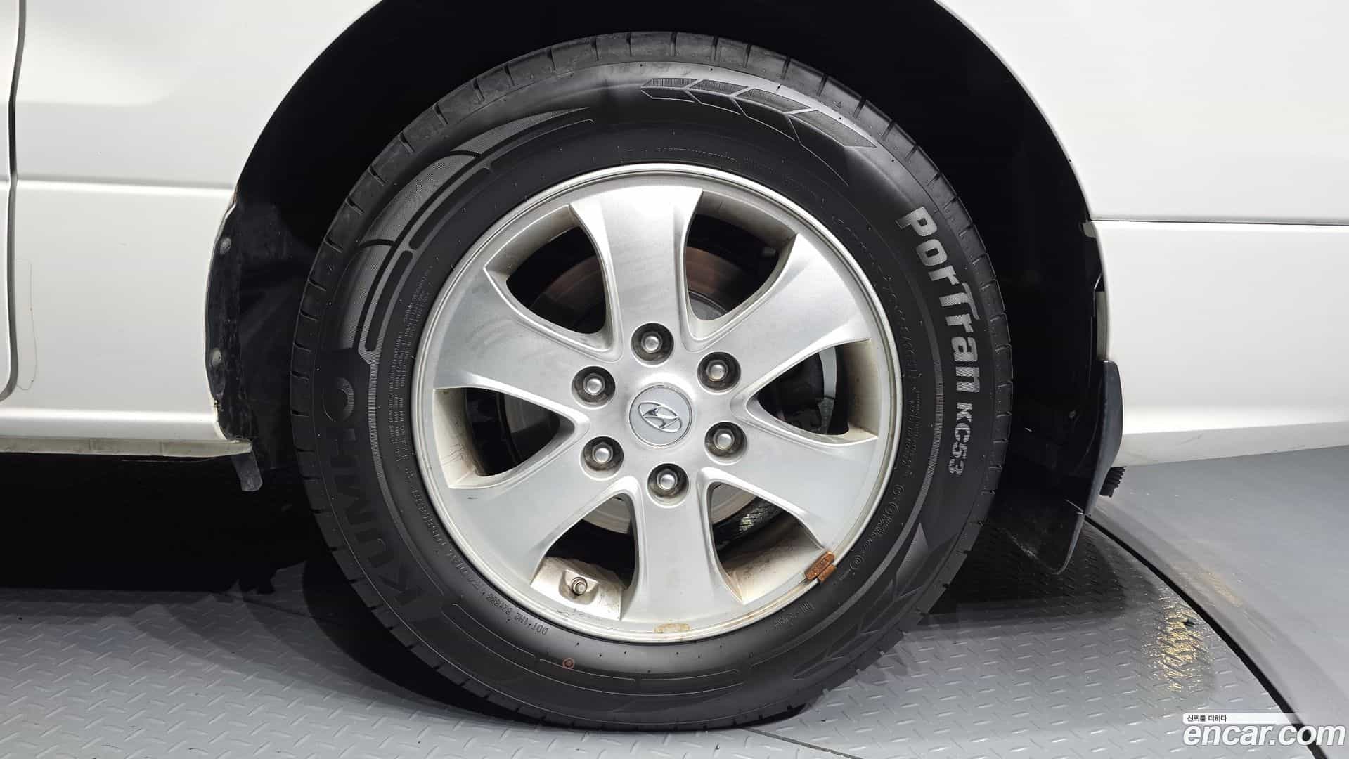 Starex Hyundai 2018.5-OUTER-005