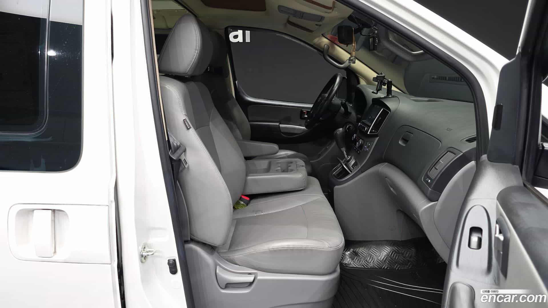 Starex Hyundai 2018.5-OPTION-015