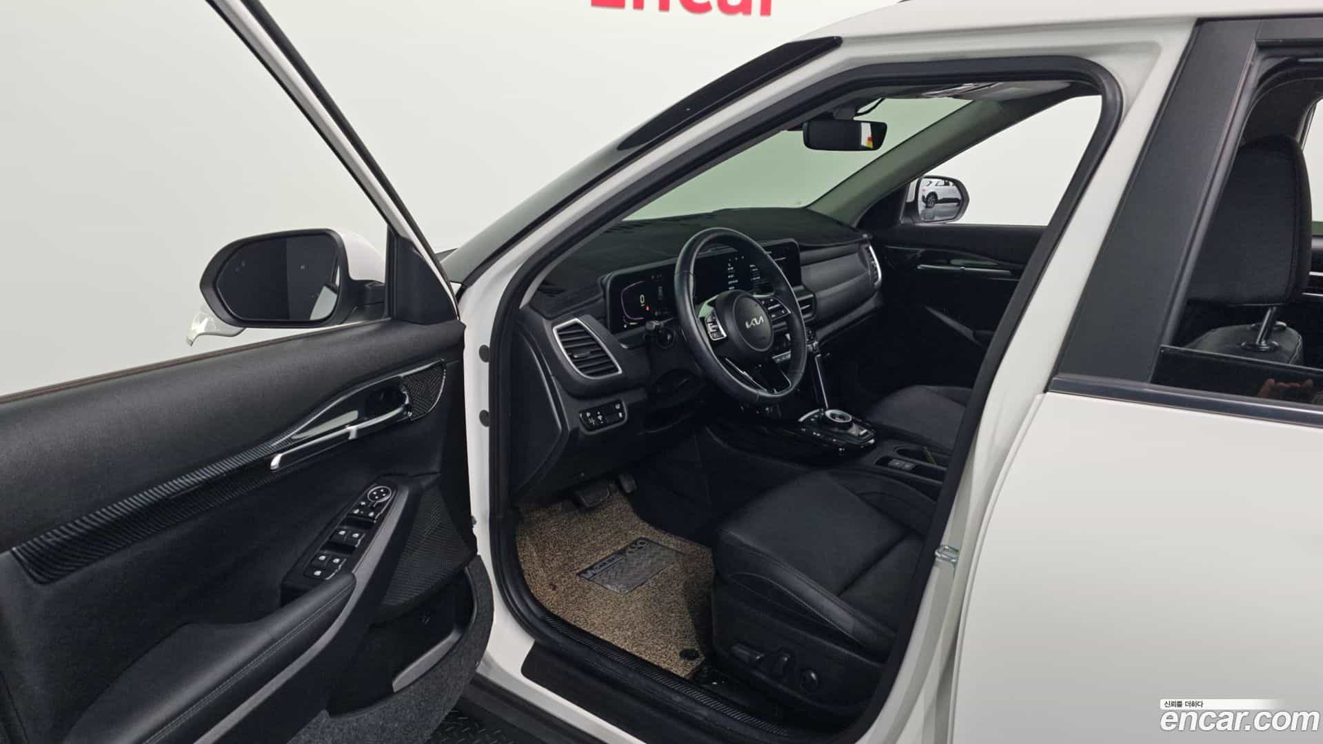 Seltos Kia 2023.2-INNER-010