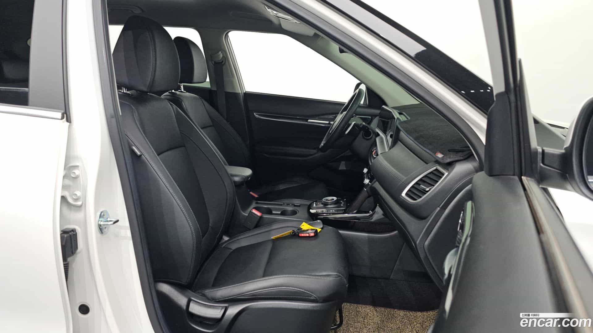Seltos Kia 2023.2-INNER-036