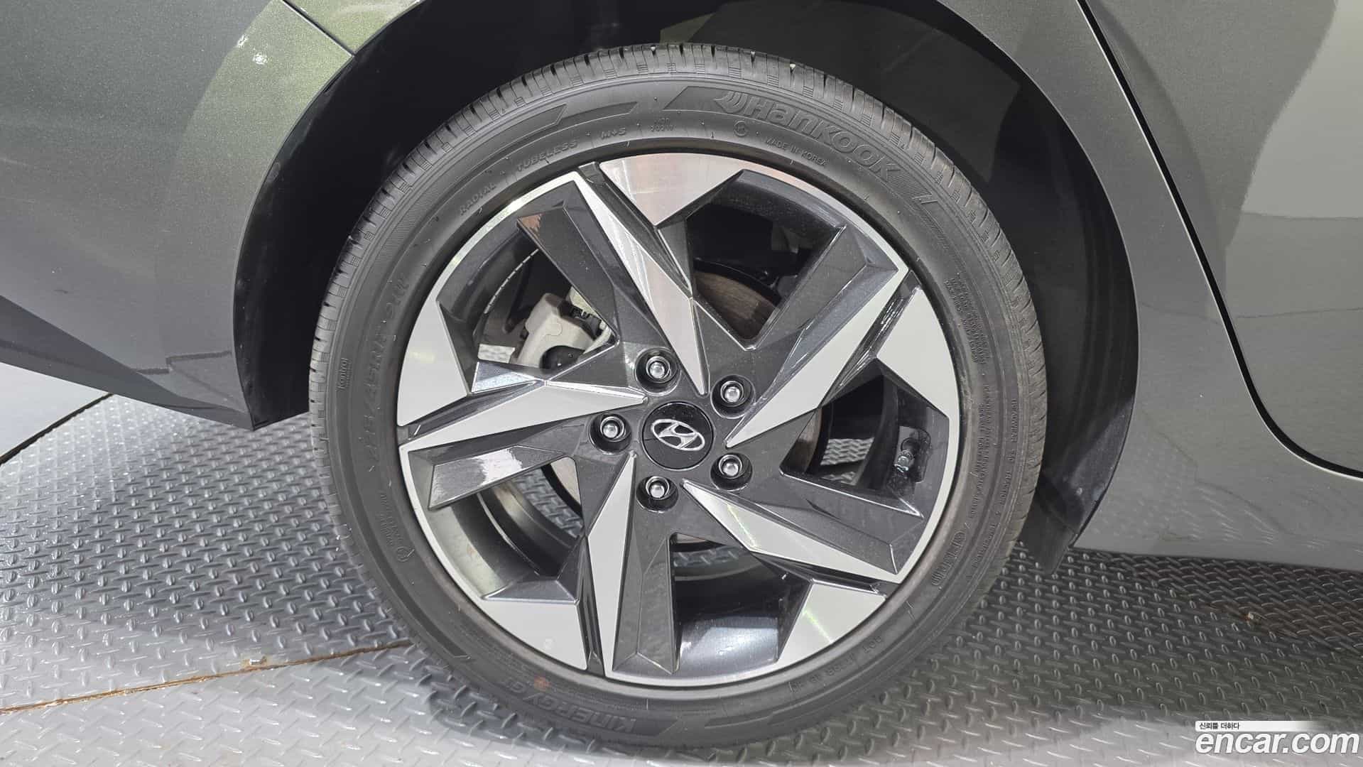 AVANTE Hyundai 2022.1-OUTER-005