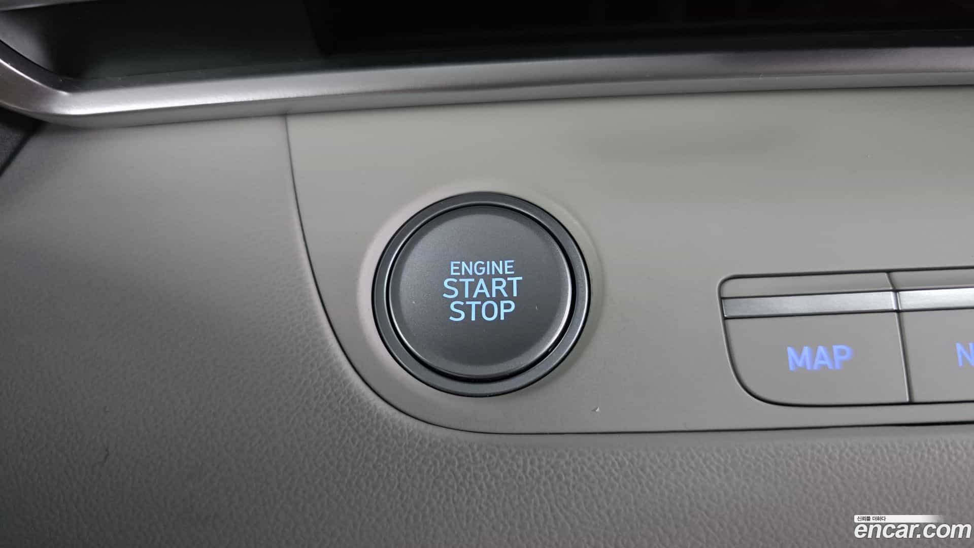 AVANTE Hyundai 2022.1-OPTION-040