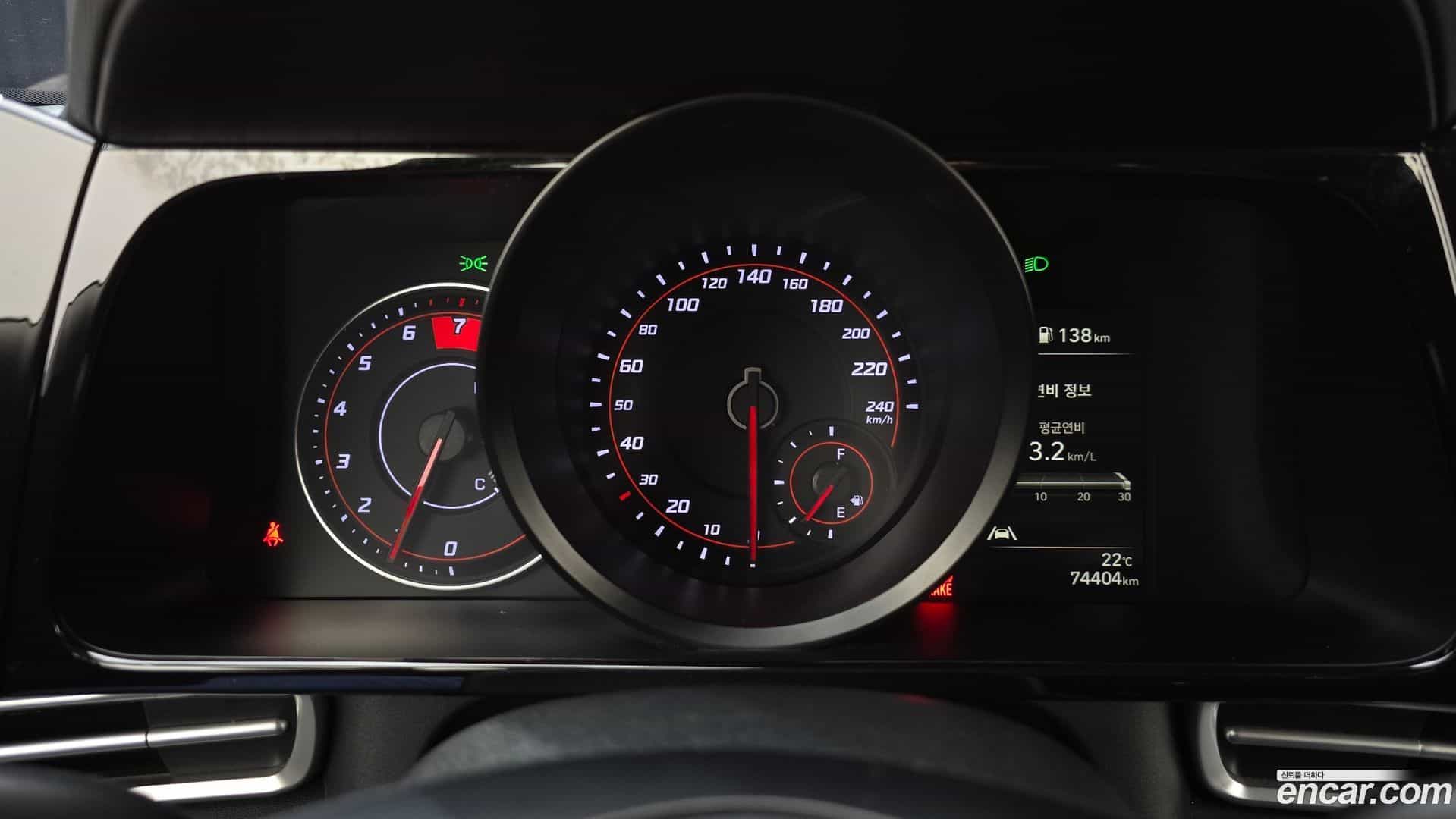 AVANTE Hyundai 2022.4-INNER-008