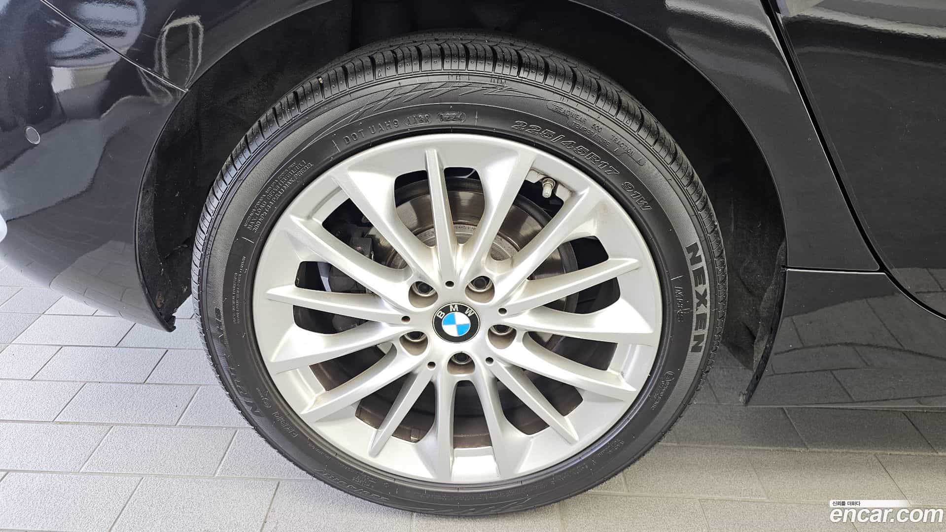1-Series BMW 2021.3-OUTER-005