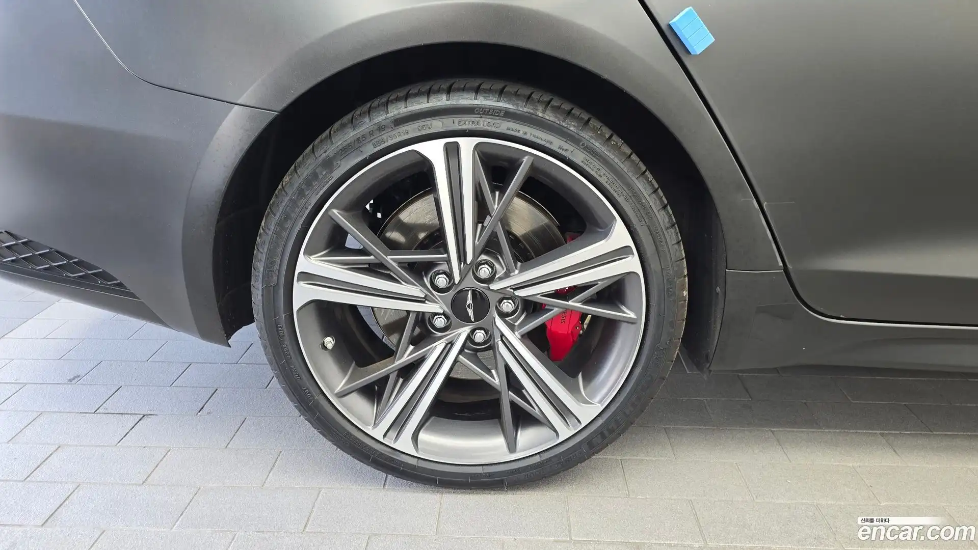 G70 Genesis 2023.6-OUTER-005