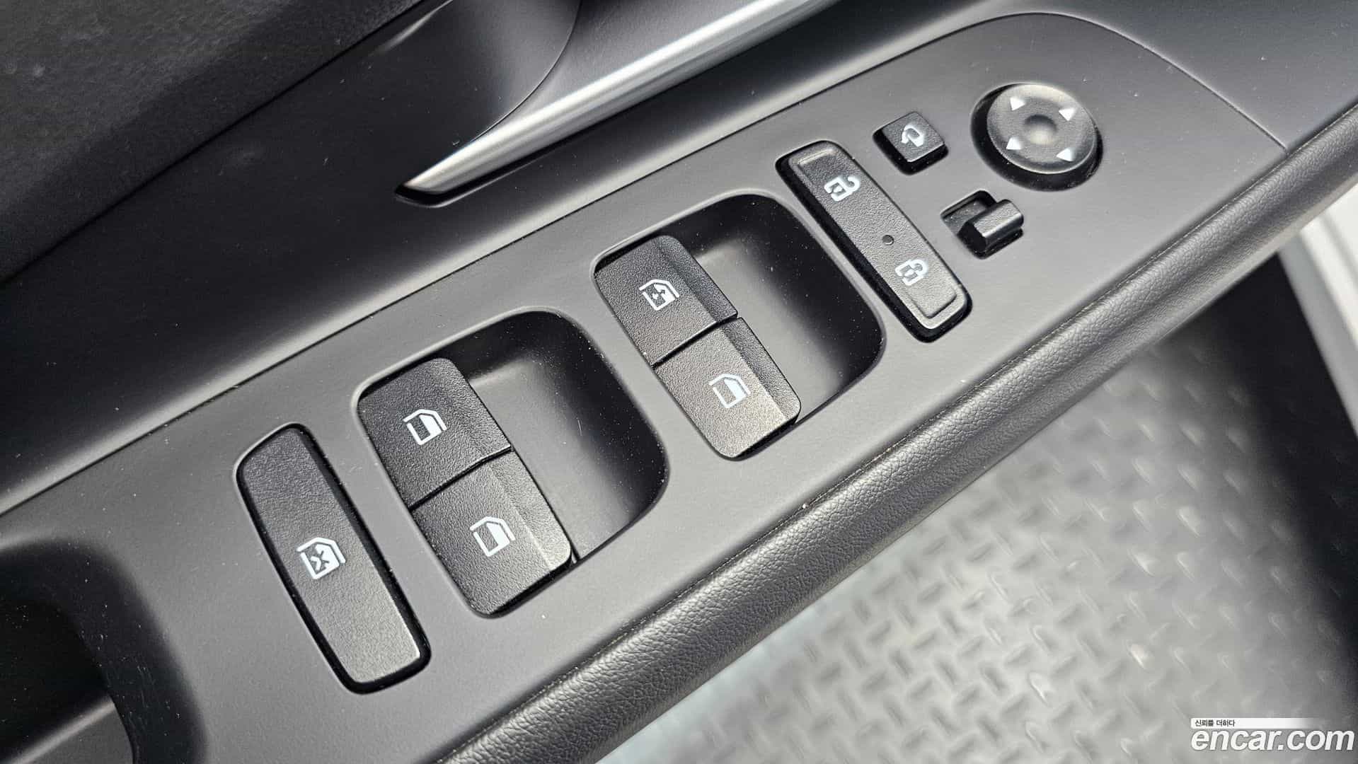 AVANTE Hyundai 2022.3-OPTION-042