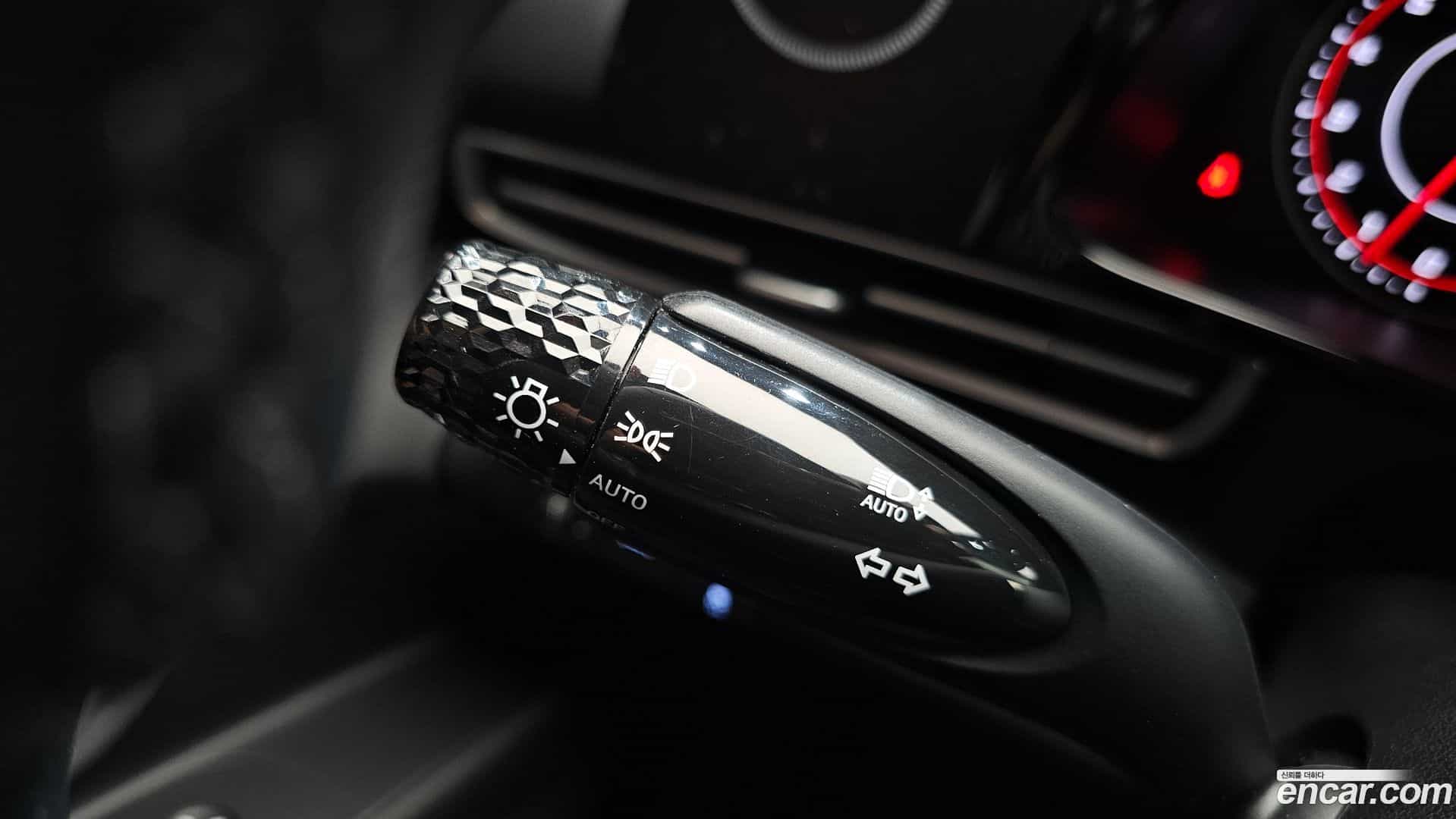 AVANTE Hyundai 2022.3-OPTION-043