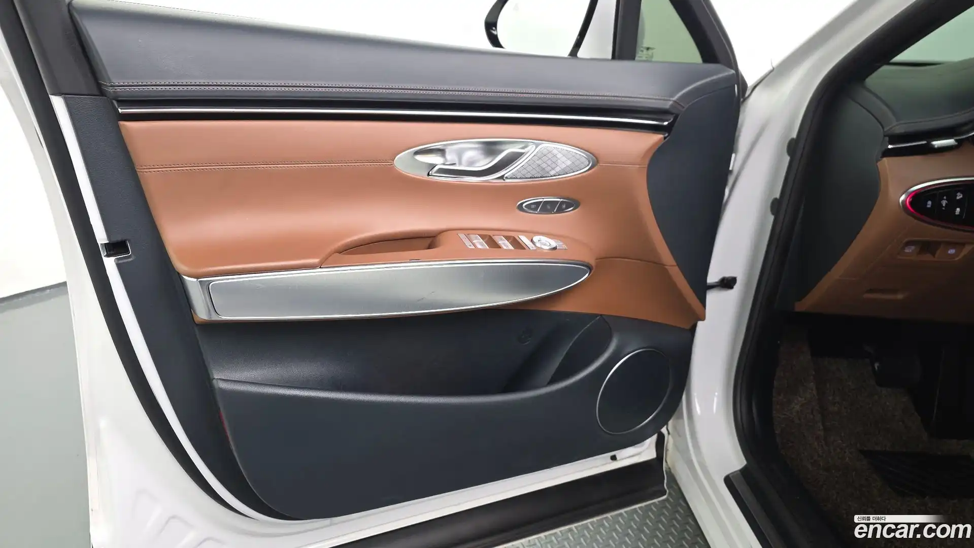 GV70 Genesis 2022.4-INNER-034