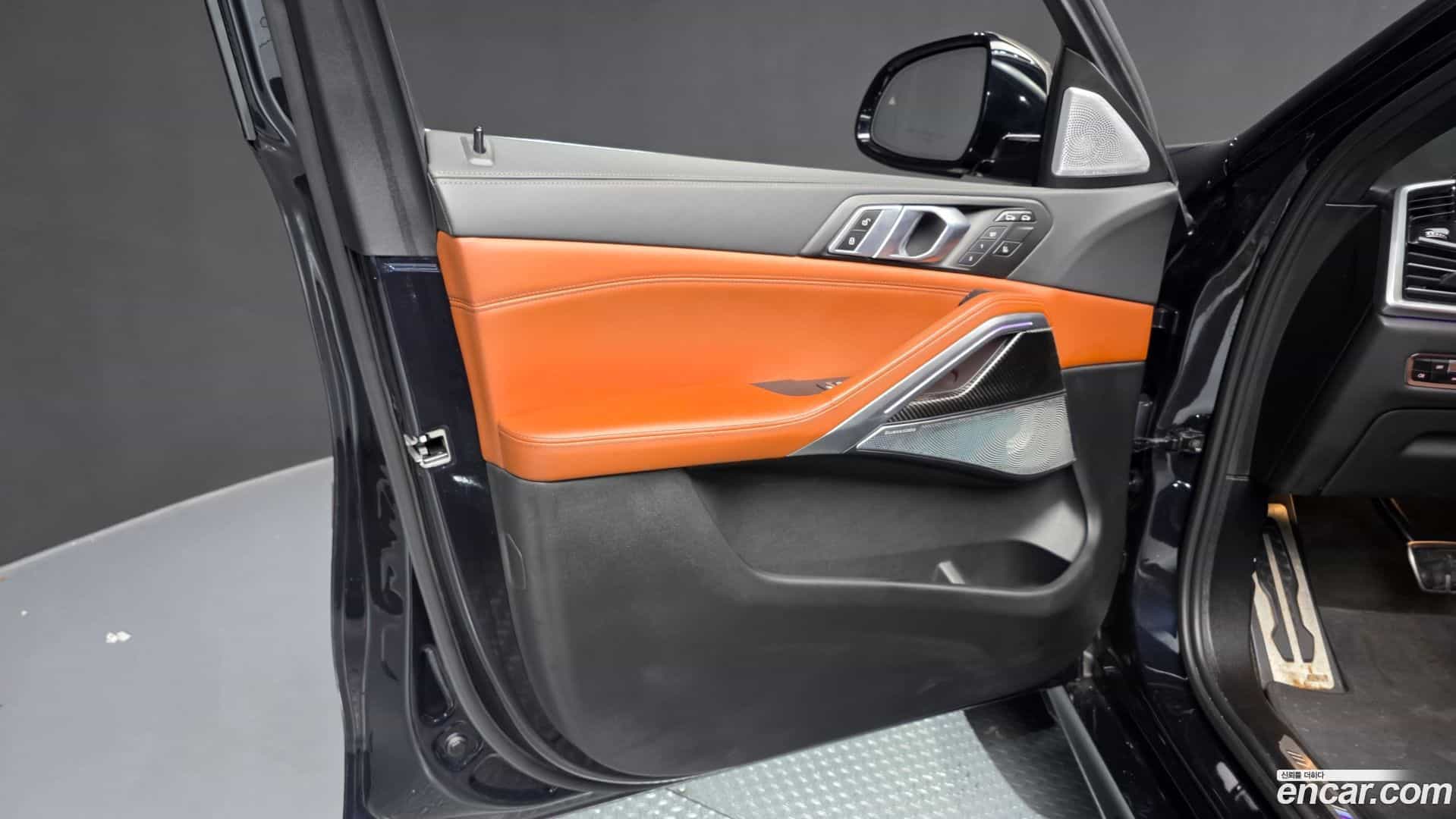 X6 BMW 2022.10-INNER-034