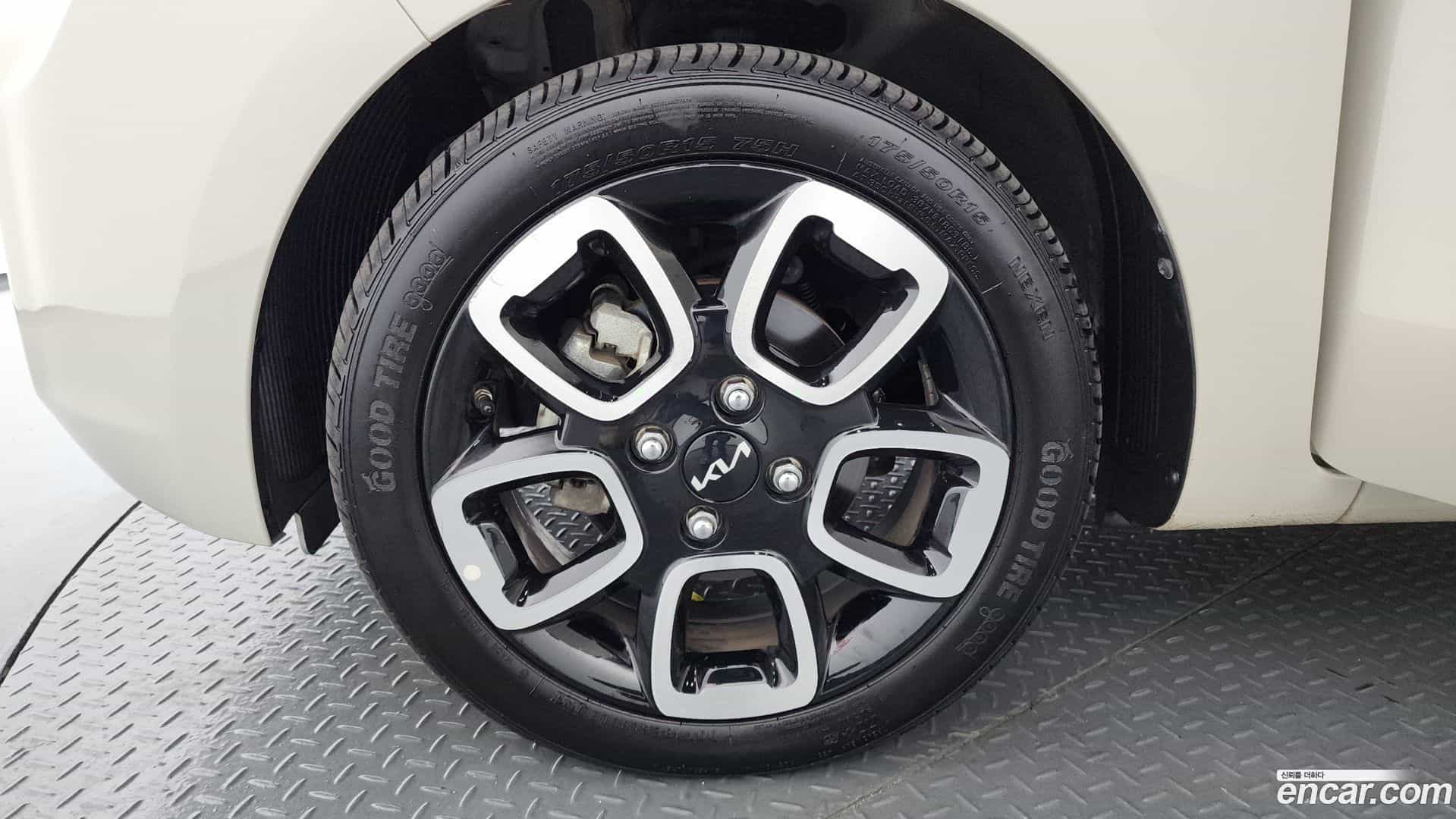 RAY Kia 2022.5-OUTER-005