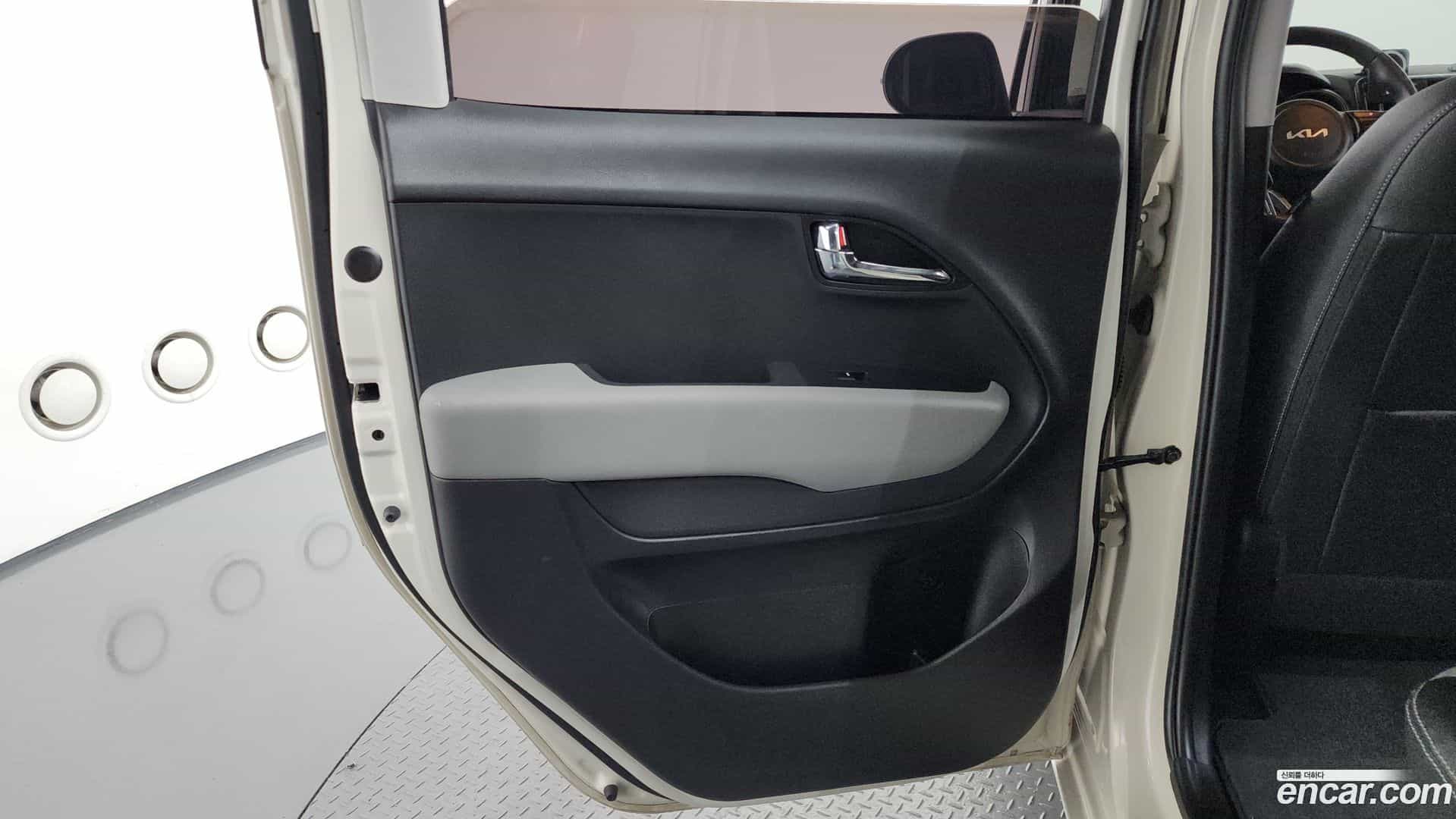 RAY Kia 2022.5-INNER-035