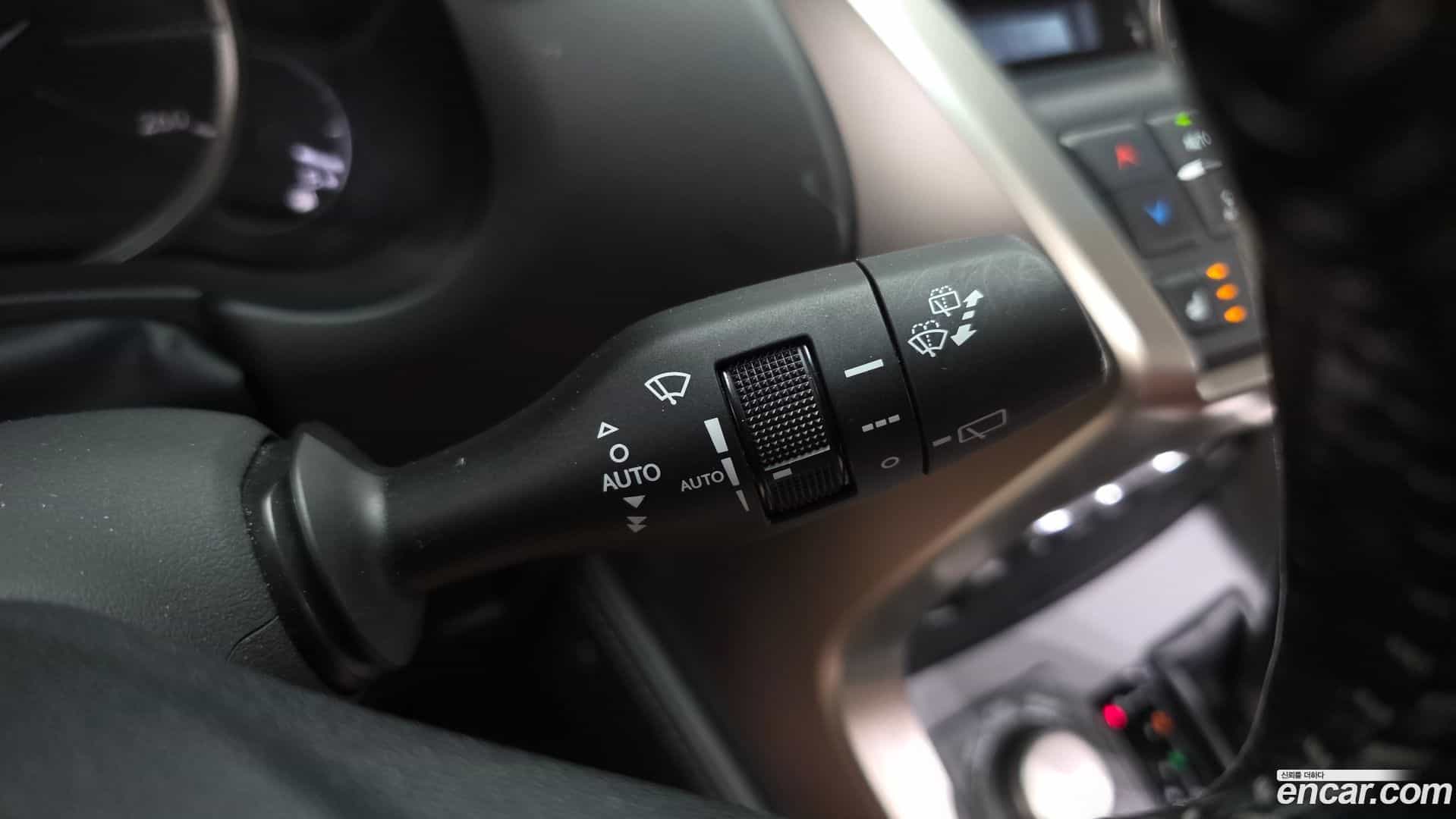 NX Lexus 2015.11-OPTION-022