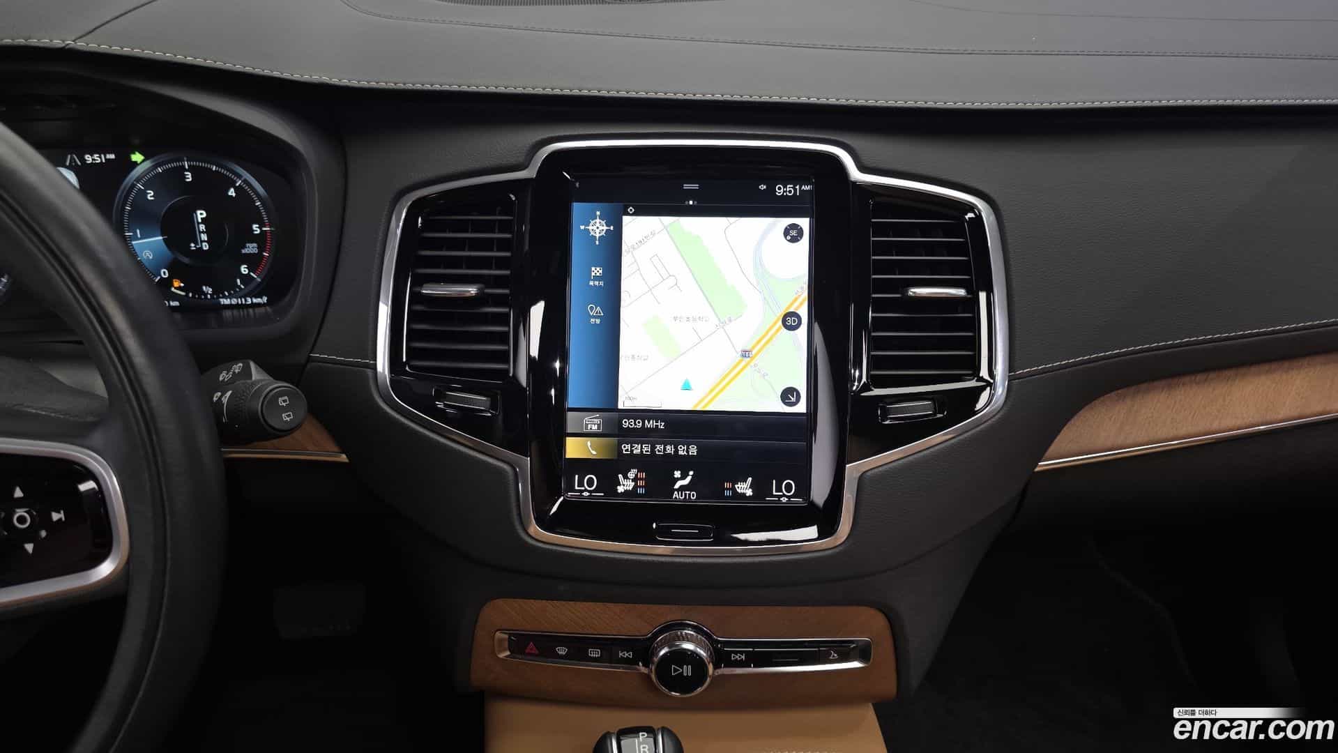 XC90 Volvo 2018.6-OPTION-018
