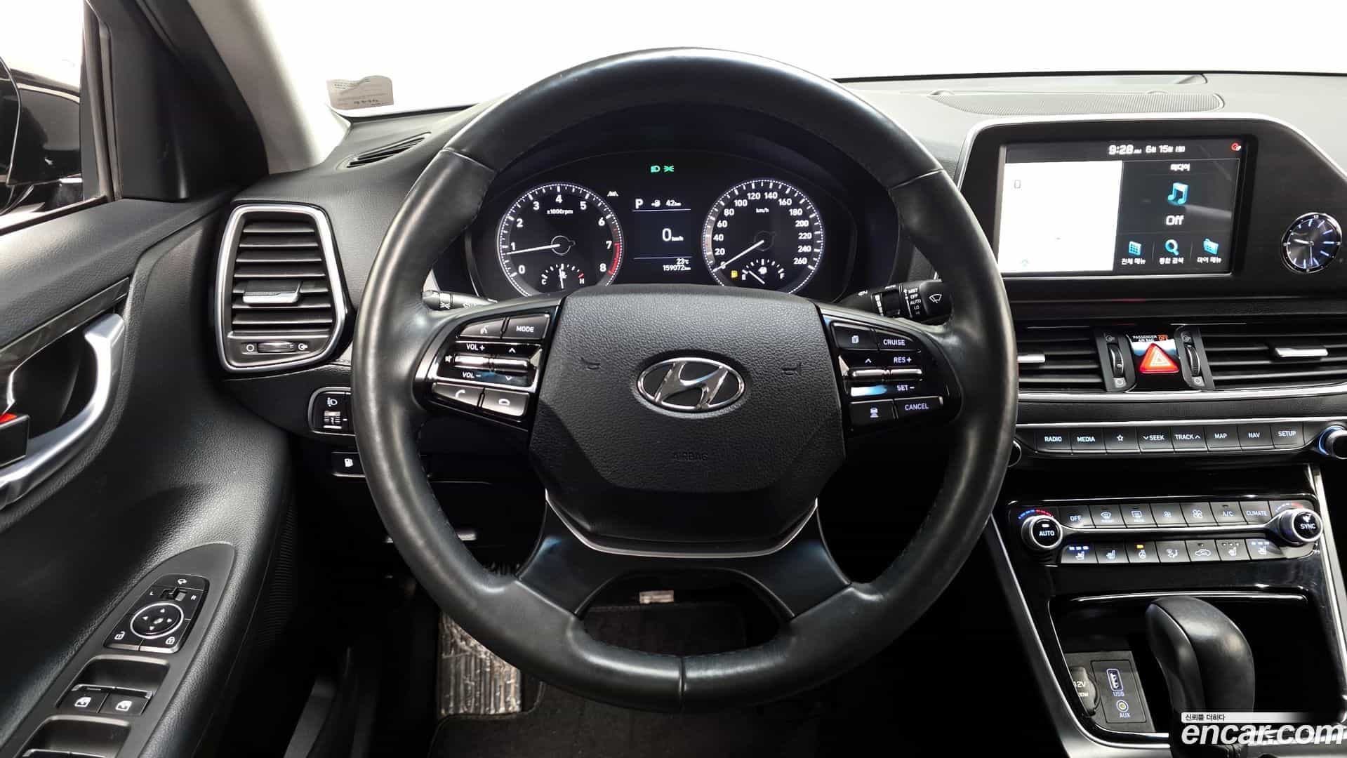 Grandeur Hyundai 2018.7-OPTION-017