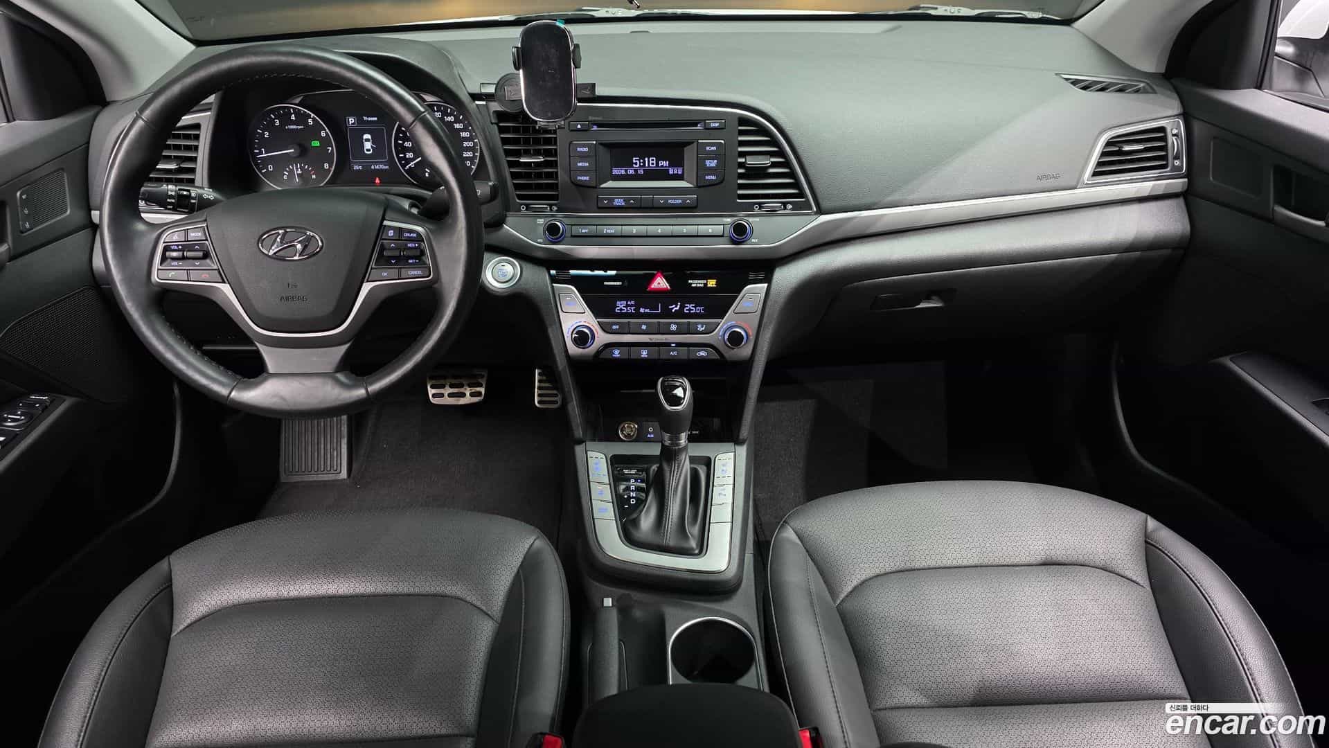 AVANTE Hyundai 2017.7-INNER-007