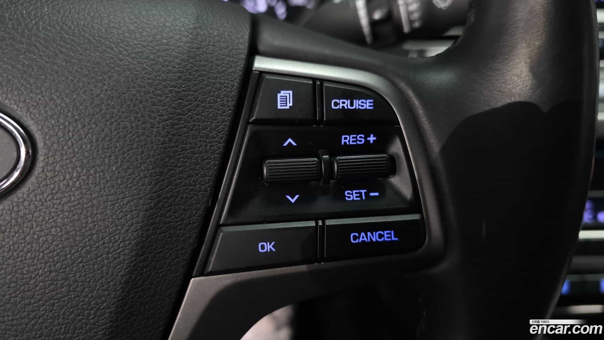 AVANTE Hyundai 2017.7-OPTION-021