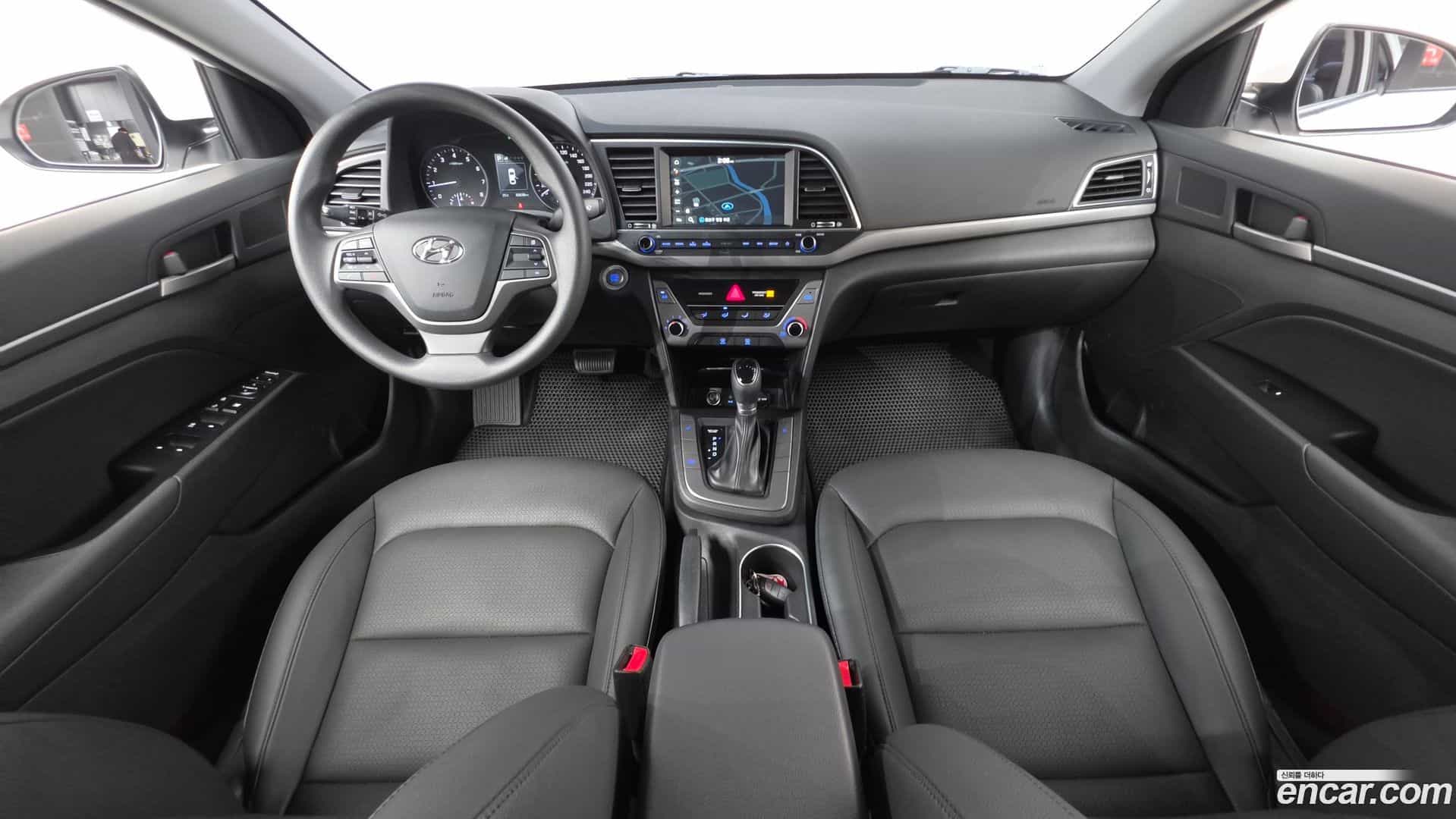 AVANTE Hyundai 2017.7-INNER-007