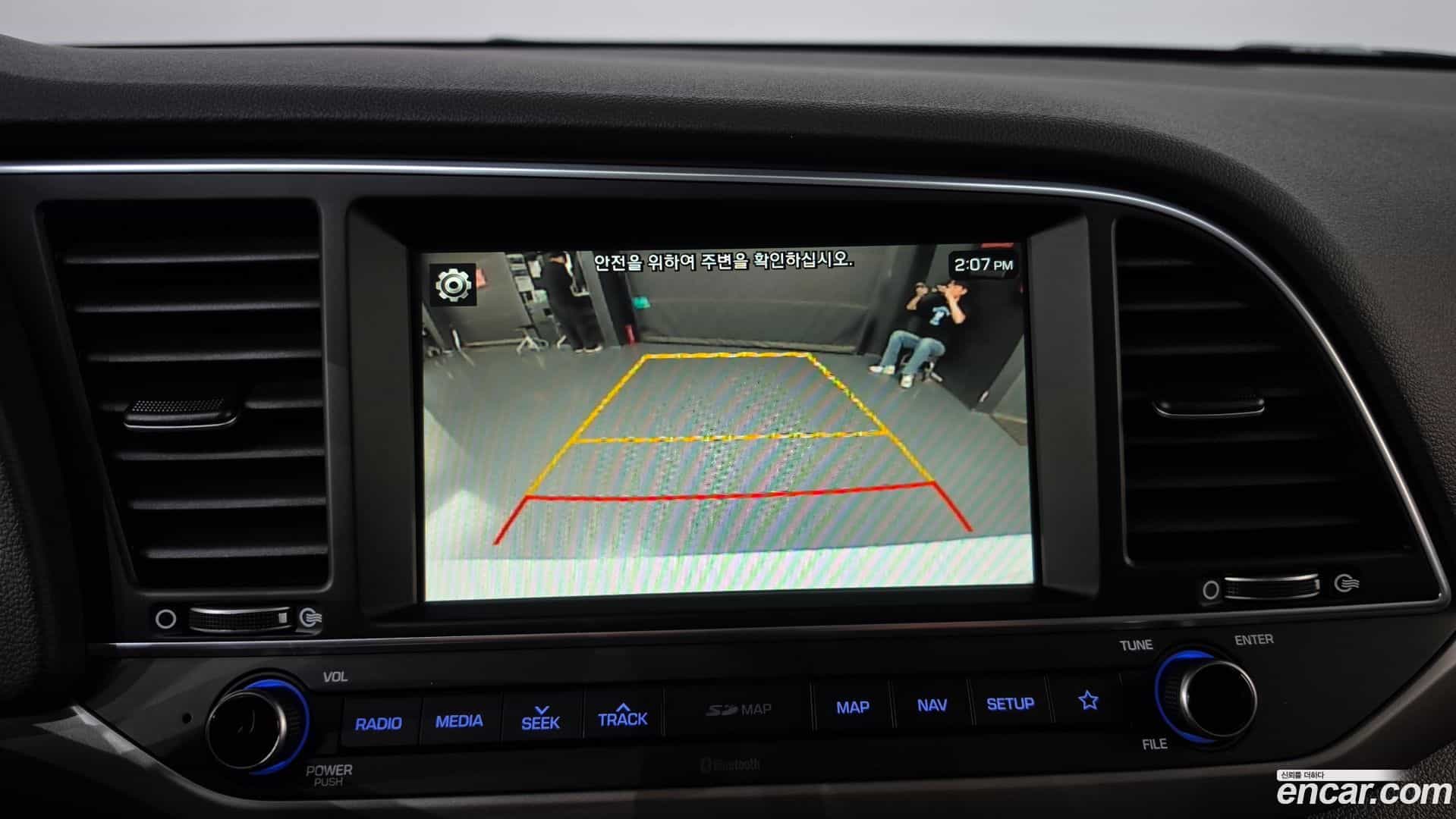 AVANTE Hyundai 2017.7-OPTION-018